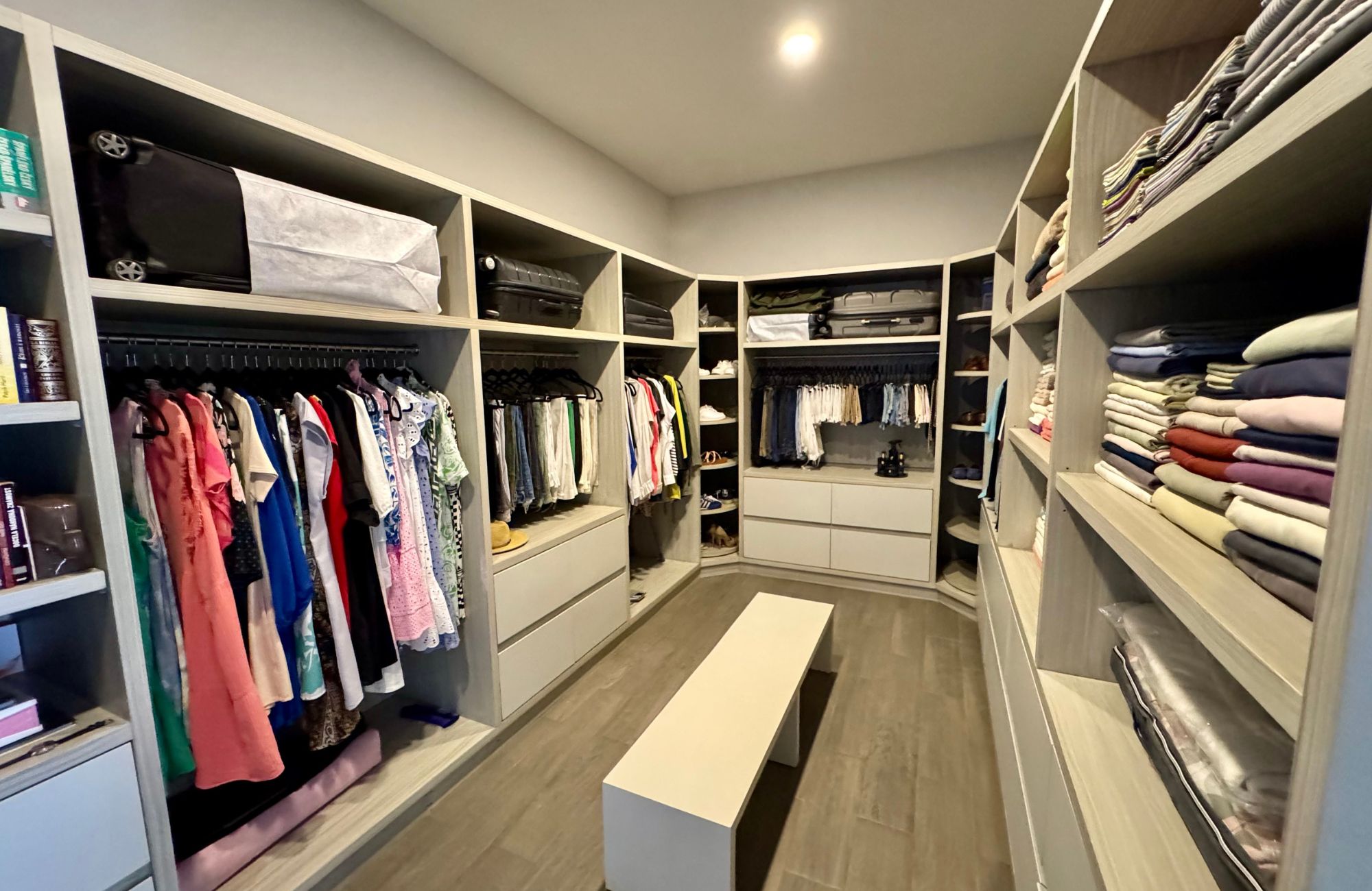 House with private pool, rooftop, double-height window, pre-construction, for sale in Country Club, Cozumel.