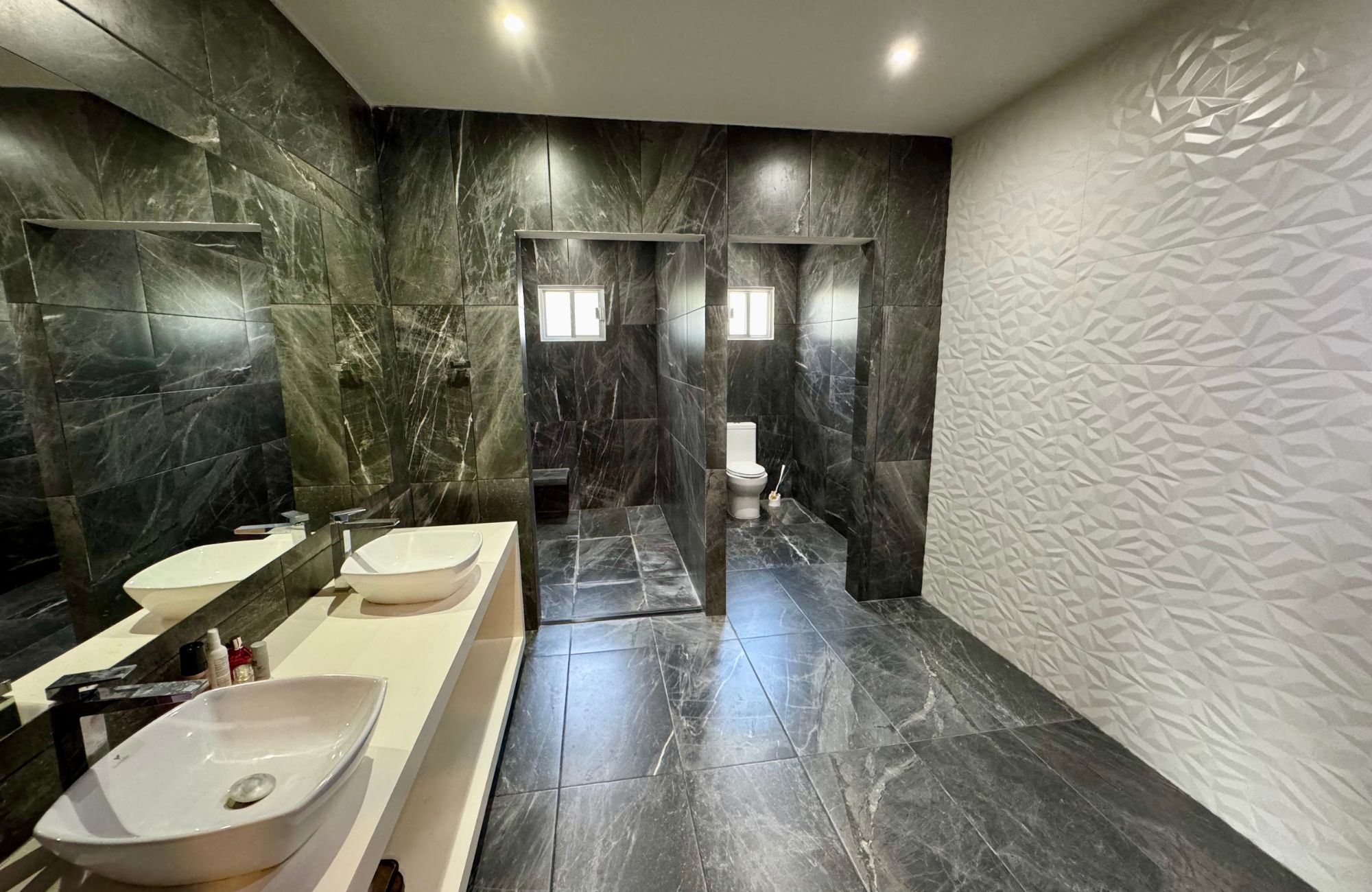 House with private pool, rooftop, double-height window, pre-construction, for sale in Country Club, Cozumel.