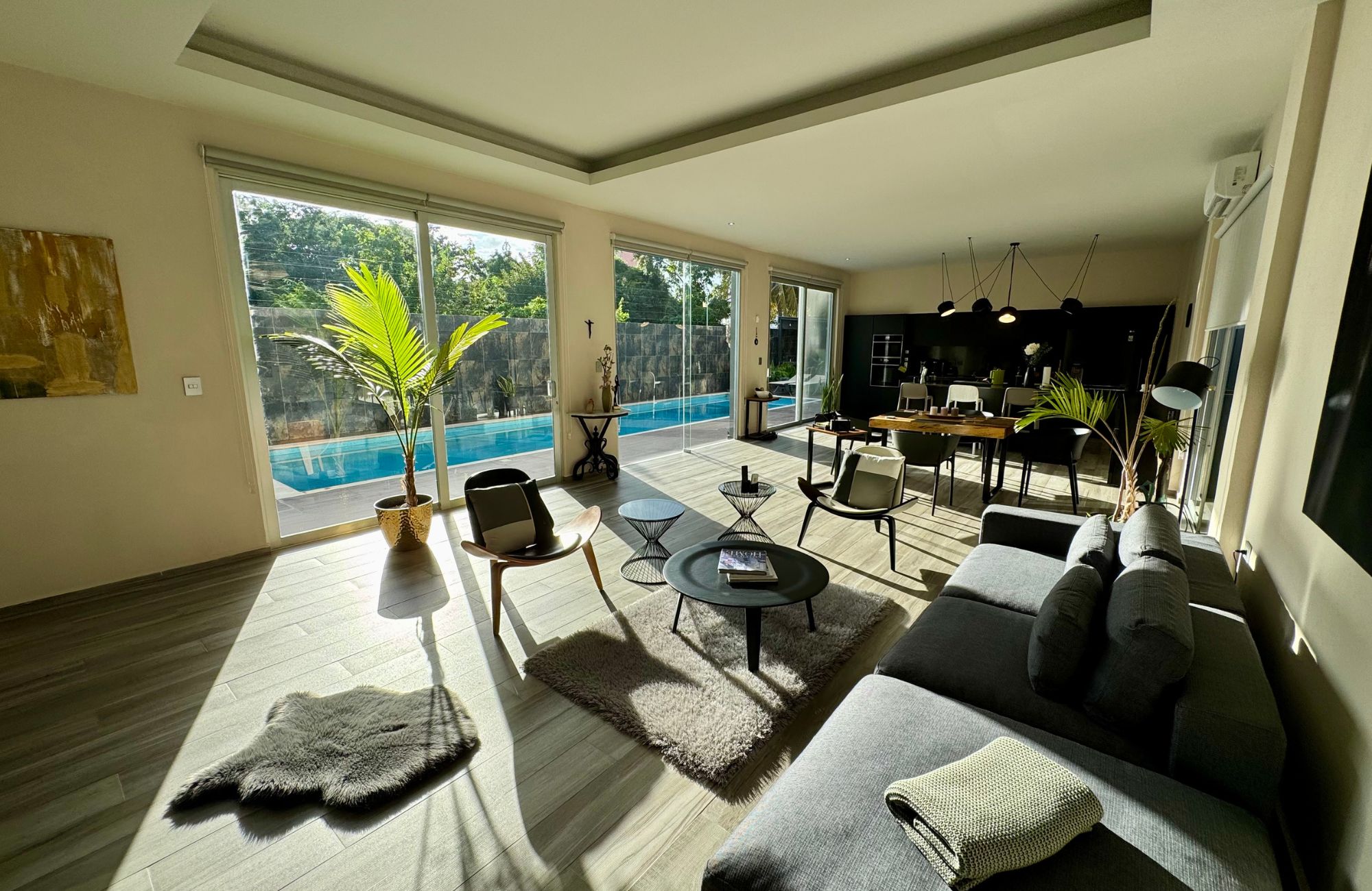 House with private pool, rooftop, double-height window, pre-construction, for sale in Country Club, Cozumel.