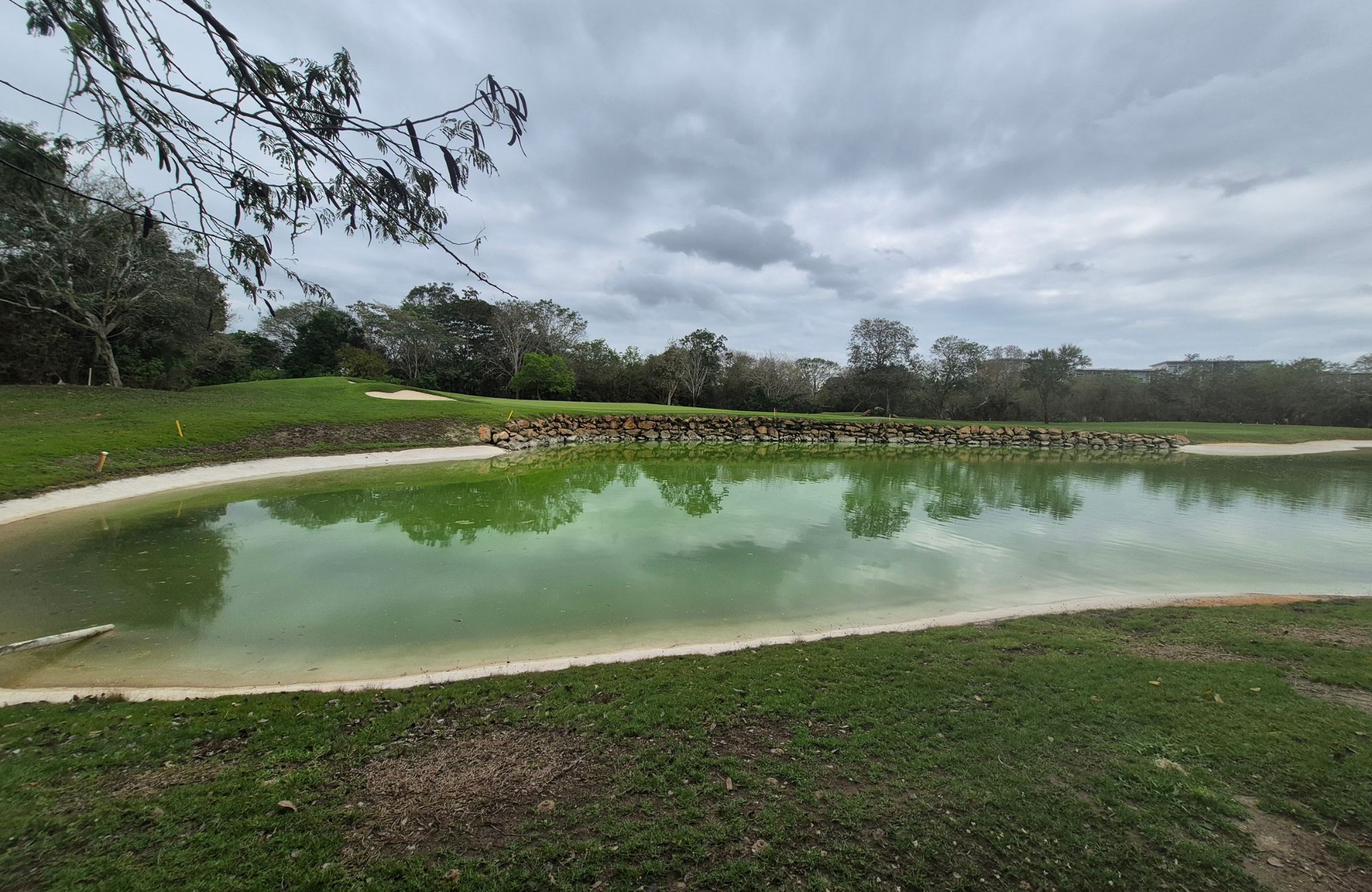 House with private pool in Golf Club for sale, Yucat&aacute;n Country Club, M&eacute;rida