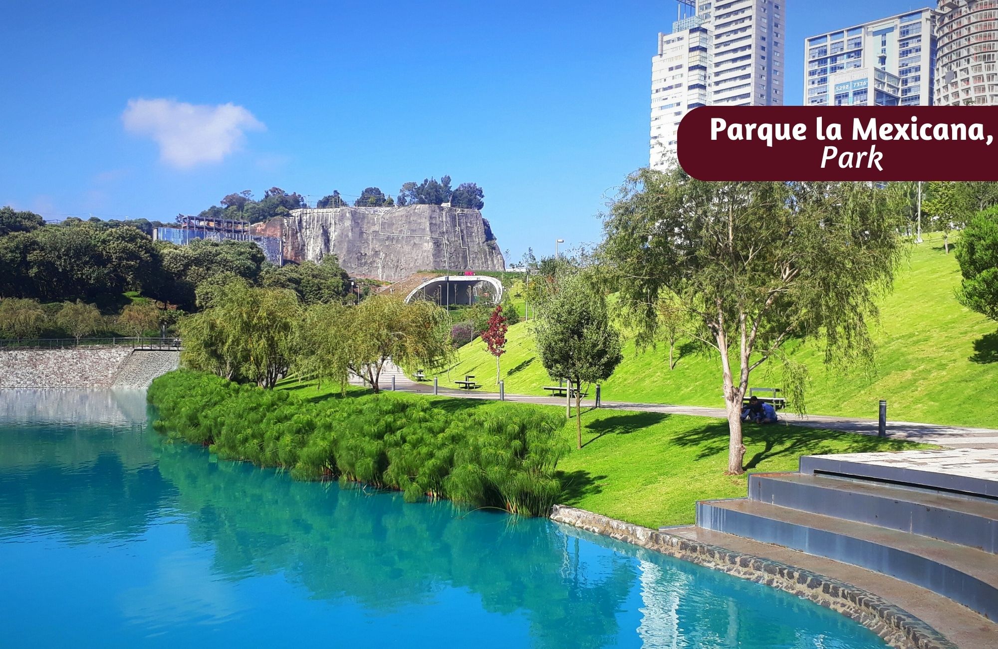 204 m2 condo with high ceilings, in Bosque Real, pet-friendly, covered pool, spa, playground, Huixquilucan Mexico City