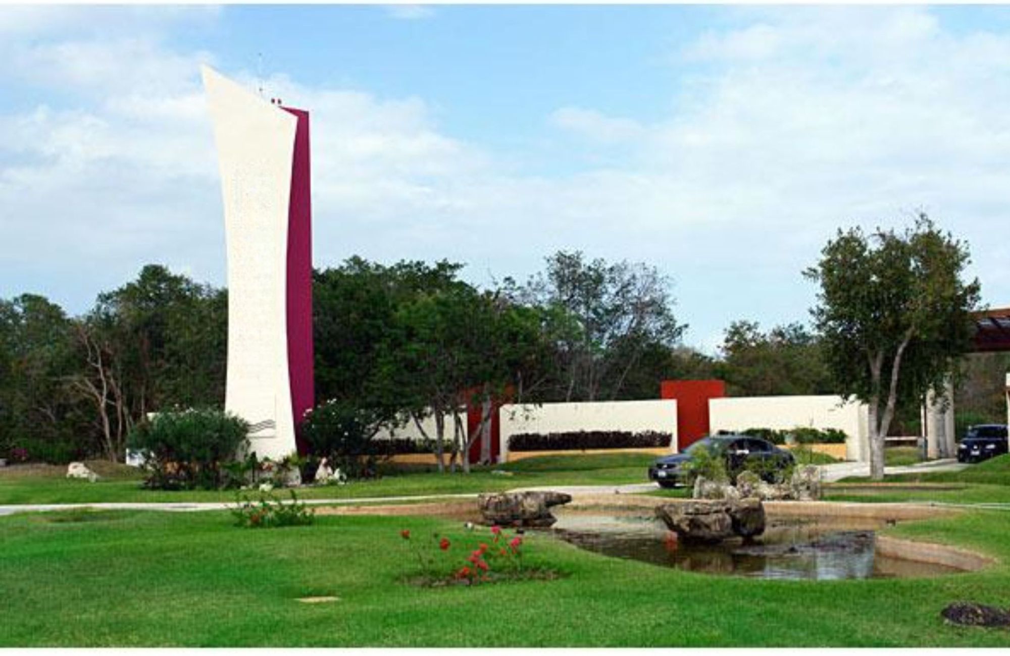 House with studio and private pool for sale, Xpu-ha, Quintana Roo