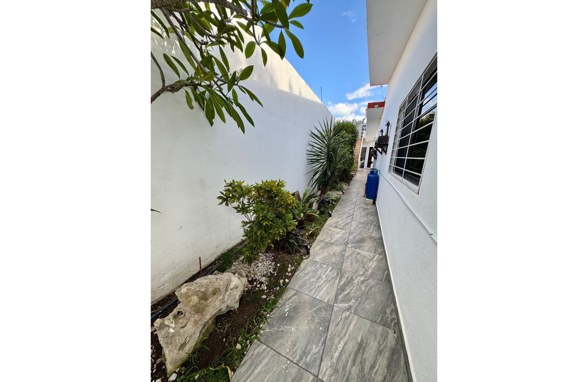 House with Expansion Potential, For Sale, Adolfo L&oacute;pez Mateos, Cozumel
