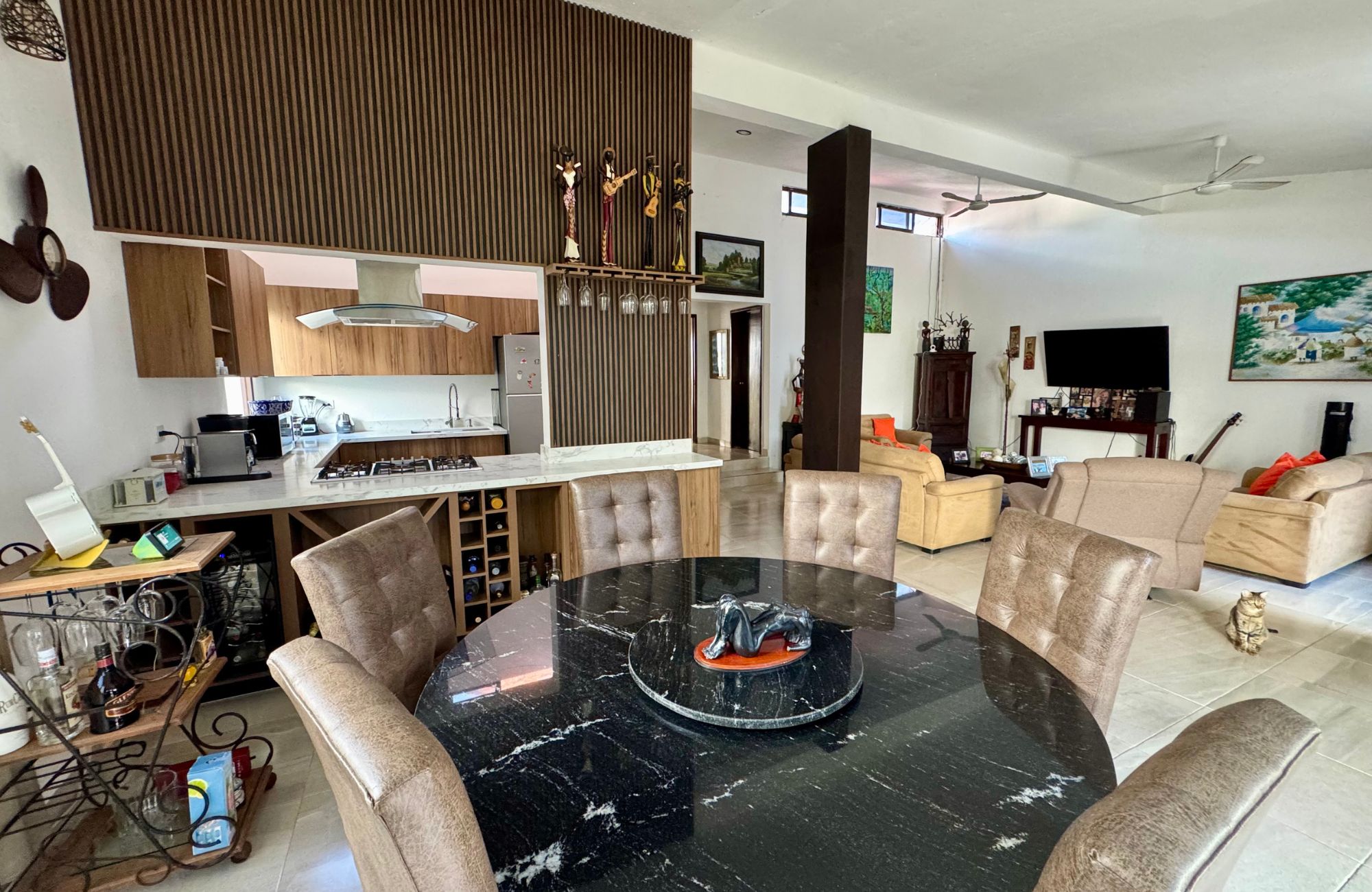 House with Expansion Potential, For Sale, Adolfo L&oacute;pez Mateos, Cozumel