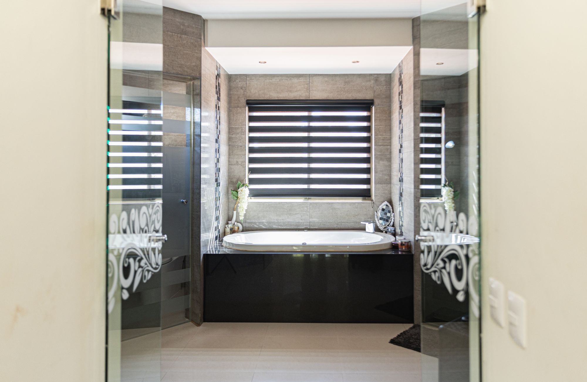 House with terrace, garden and private pool, for sale, Colosio Boulevard, Cancun.