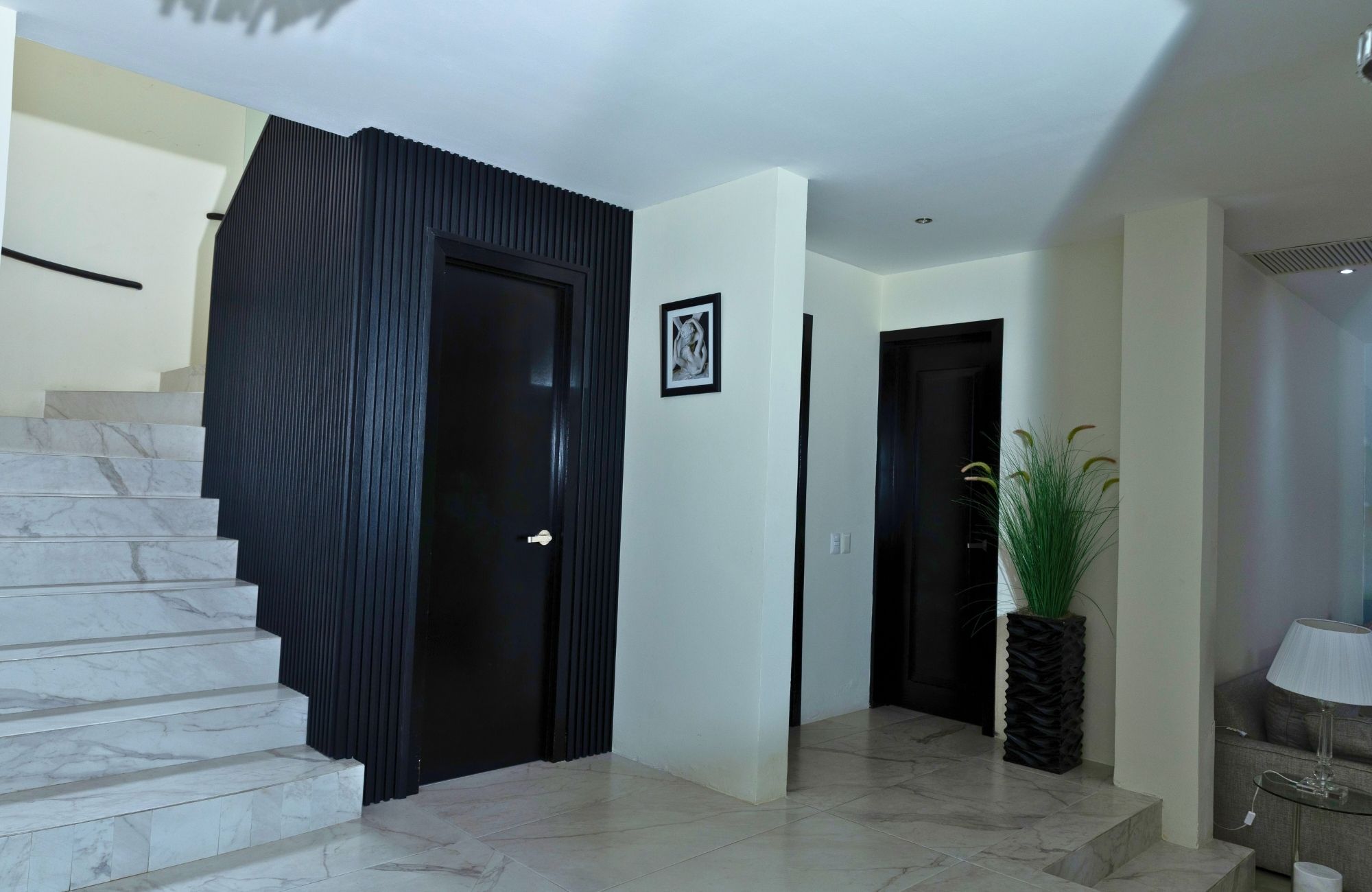 House with terrace, garden and private pool, for sale, Colosio Boulevard, Cancun.