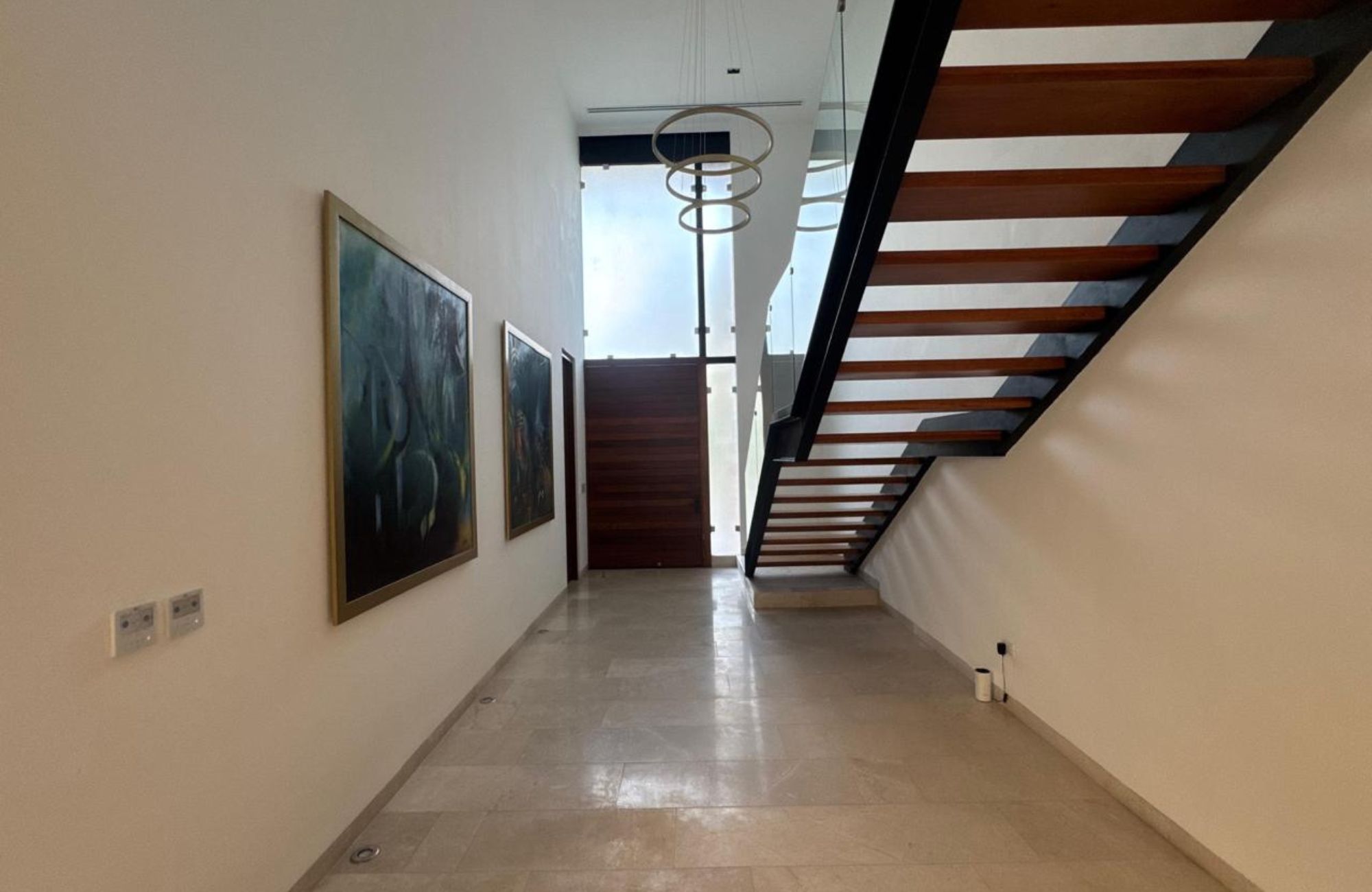 House with Private Pool and Golf Club Access for Sale, North Zone, M&eacute;rida