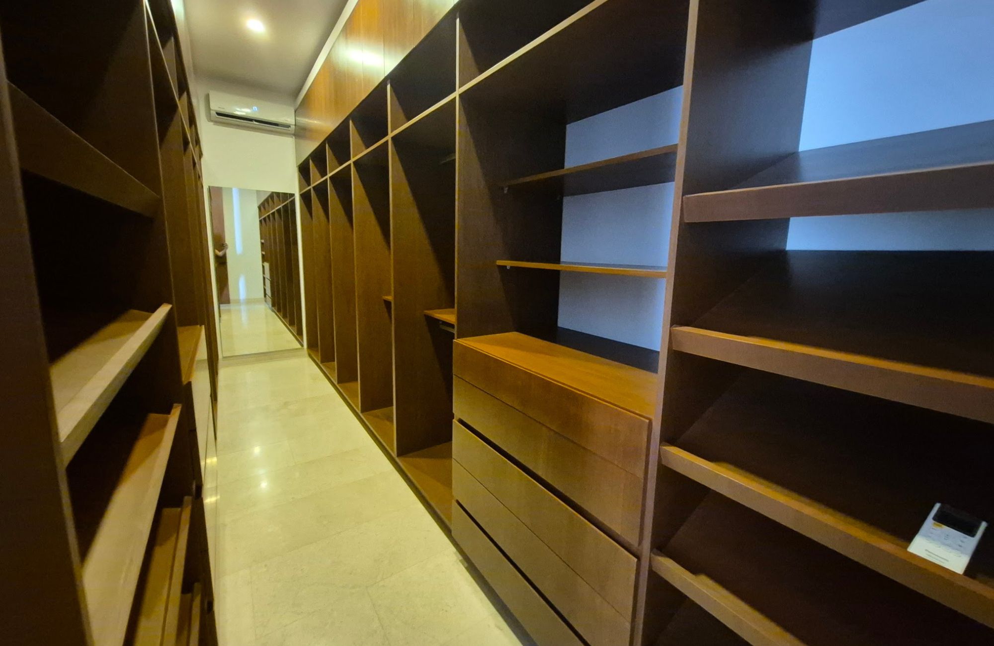 House with Private Pool and Golf Club Access for Sale, North Zone, M&eacute;rida