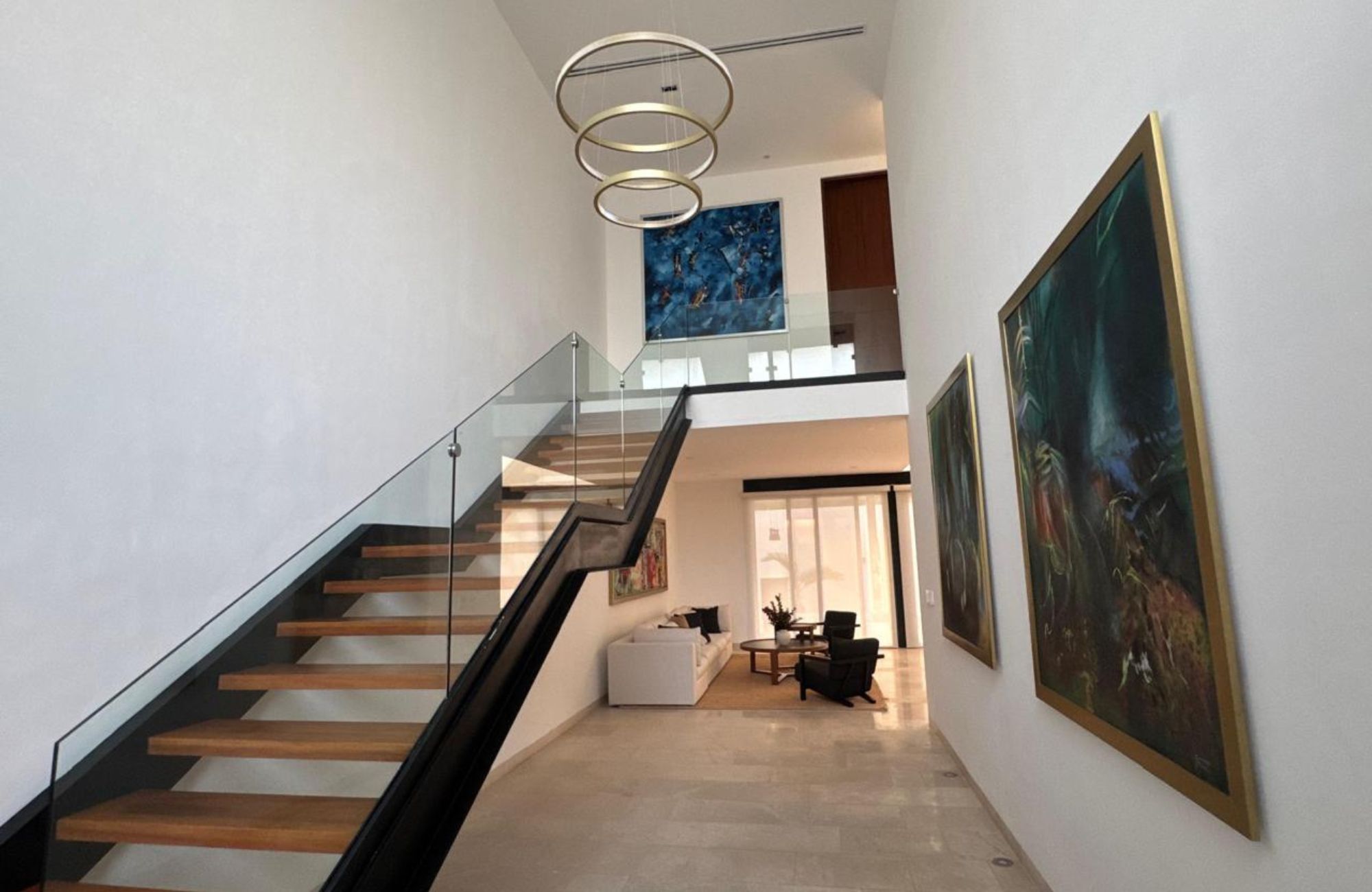 House with Private Pool and Golf Club Access for Sale, North Zone, M&eacute;rida