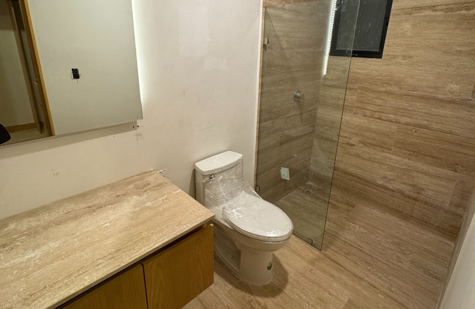 Departamento amplio, jard&iacute;n y terraza privada, en venta M&eacute;rida Centro.