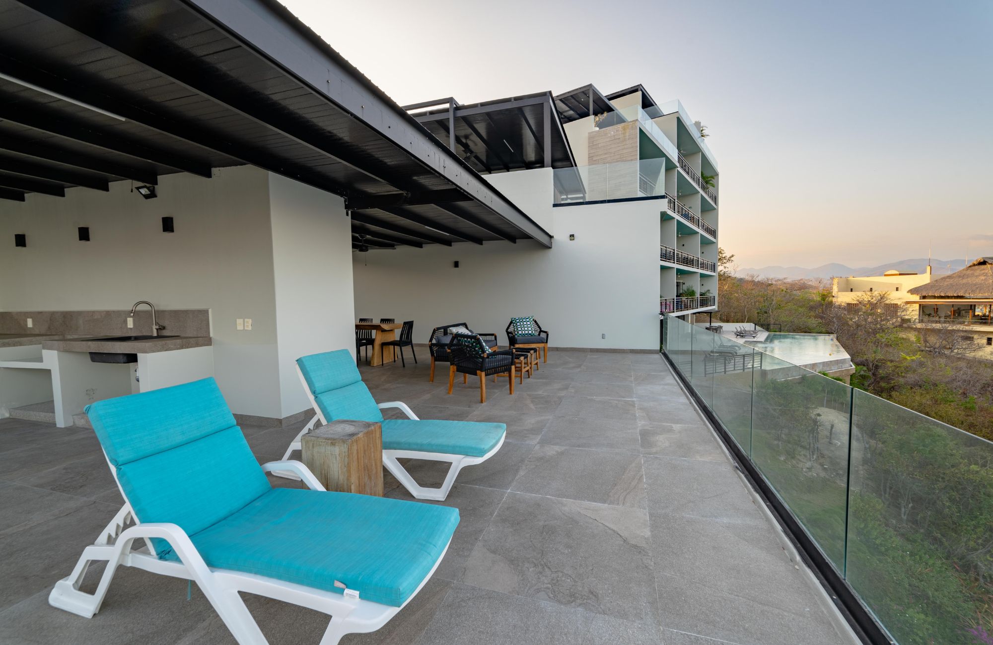 Penthouse with Ocean View and Beach Club for Sale, Cosmo Residences, Huatulco