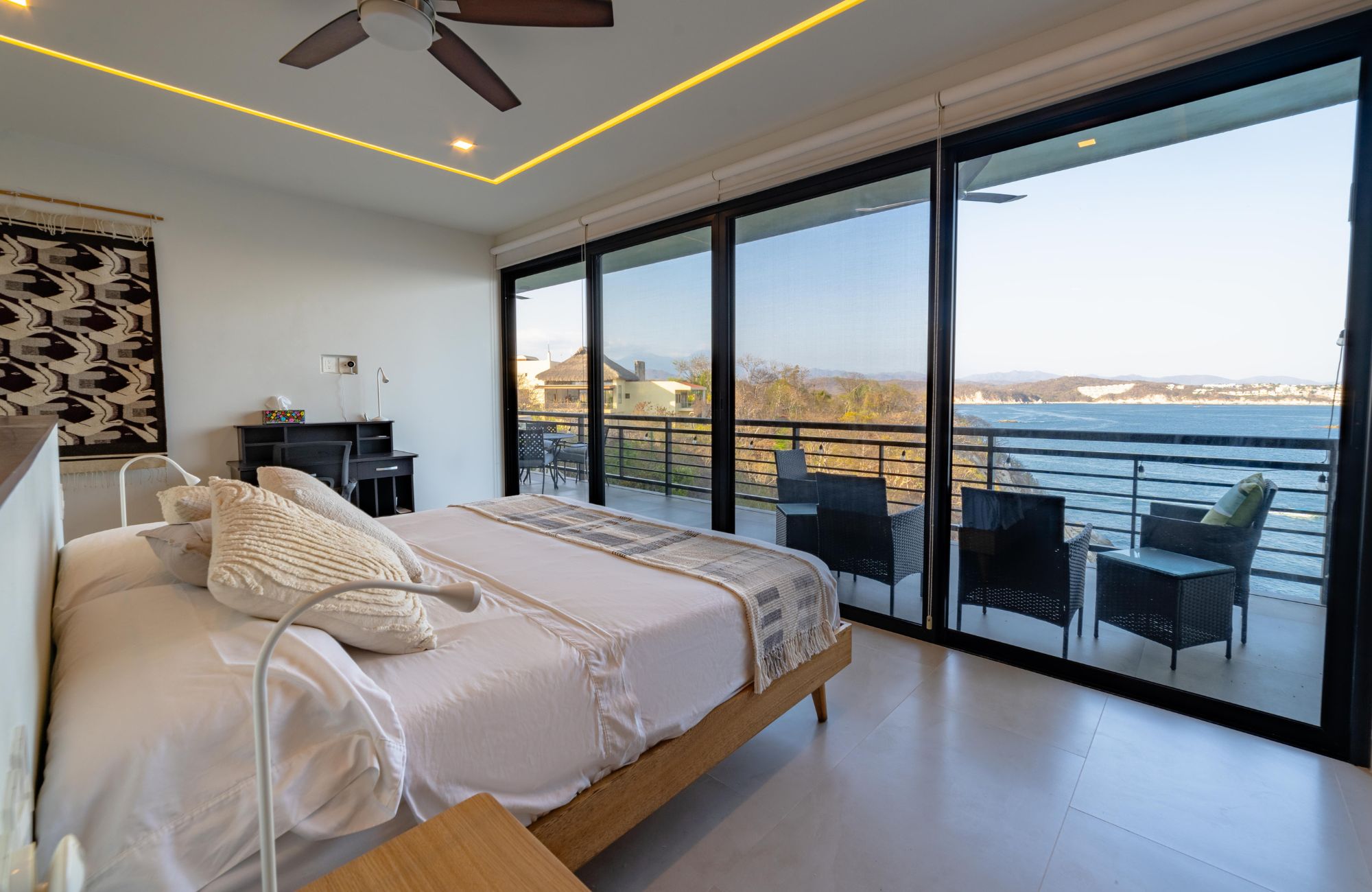 Penthouse with Ocean View and Beach Club for Sale, Cosmo Residences, Huatulco