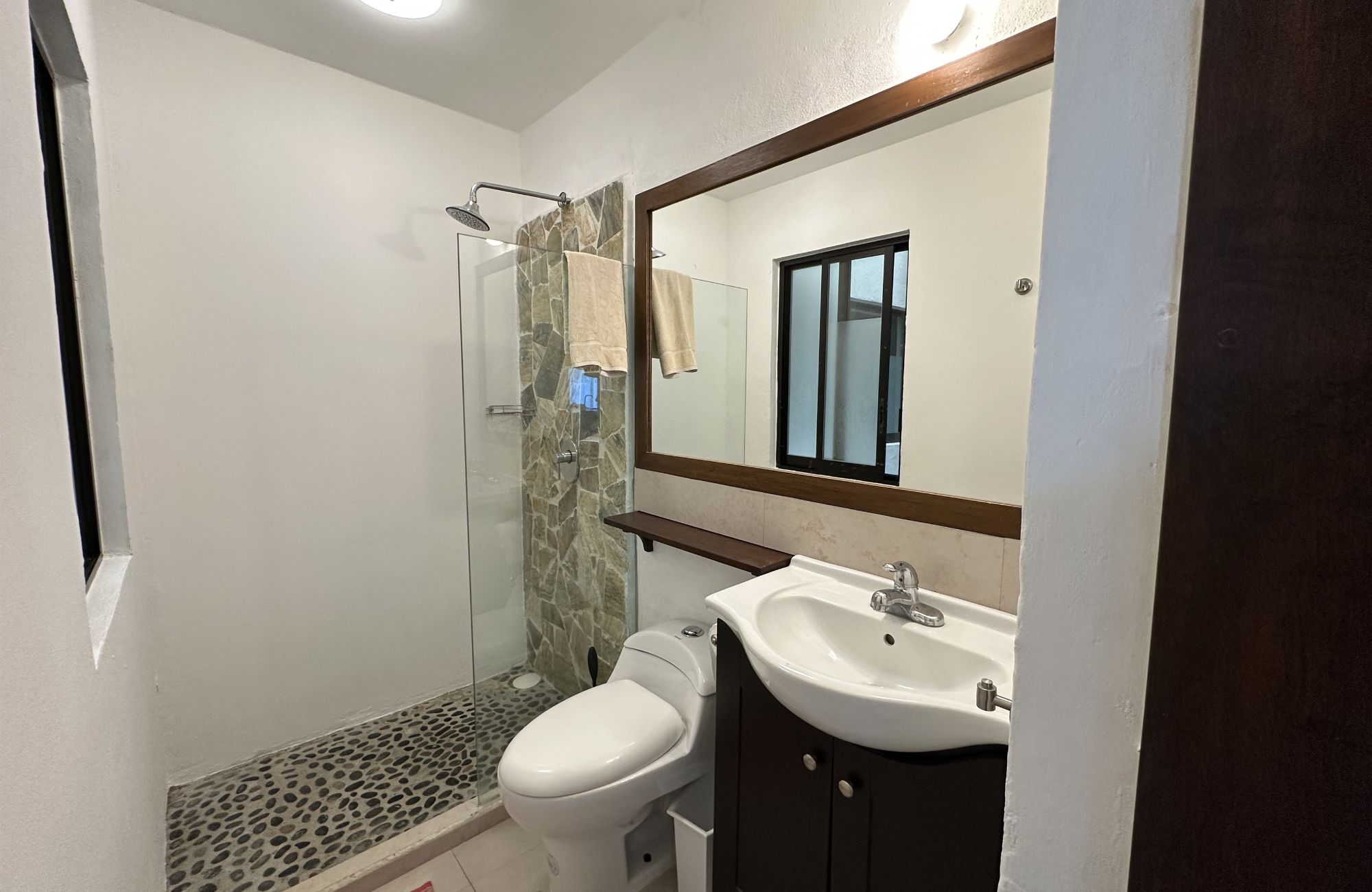 Fully furnished hotel-style suite for sale, Santa Cruz, Huatulco