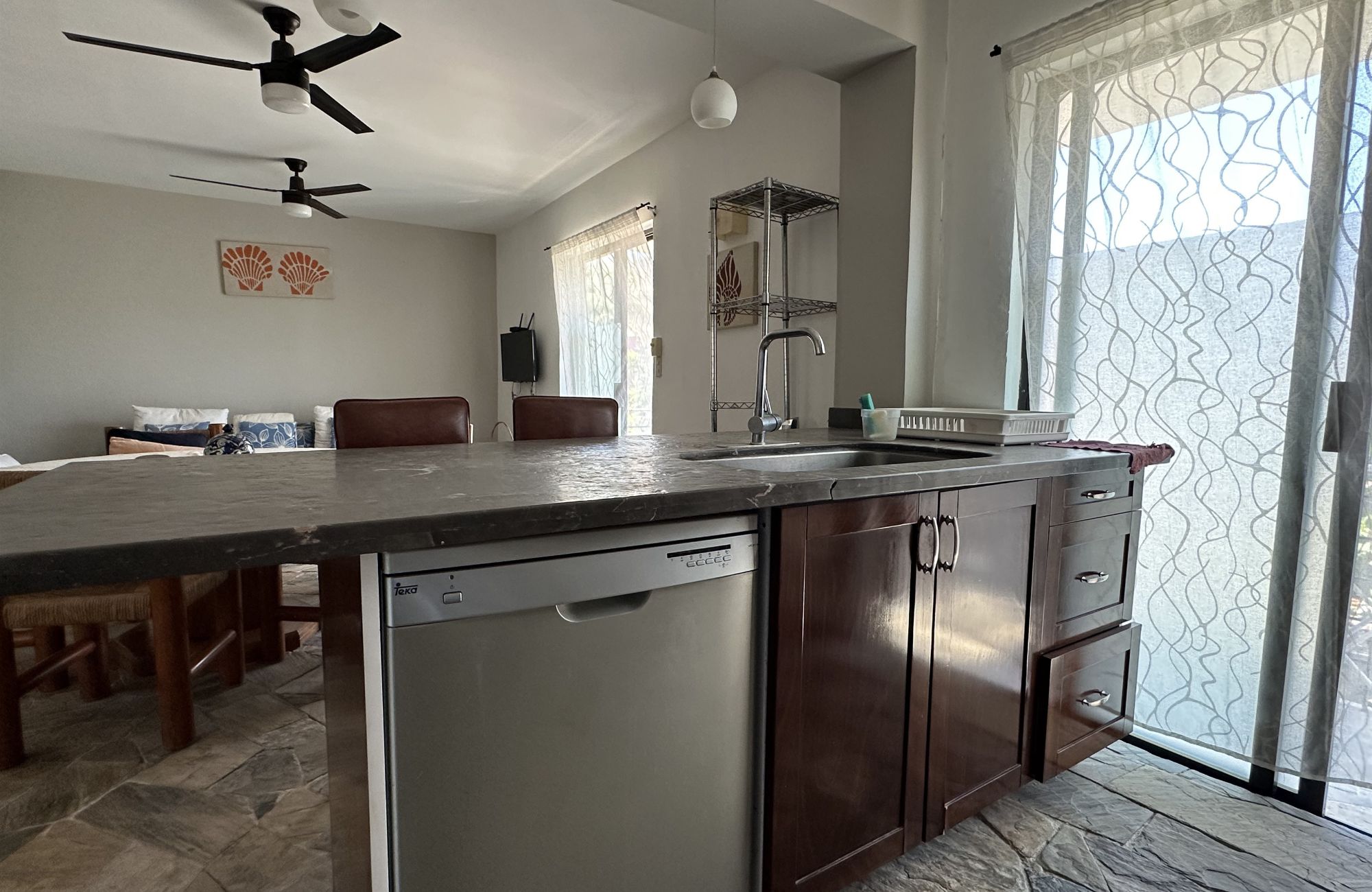 Fully furnished hotel-style suite for sale, Santa Cruz, Huatulco