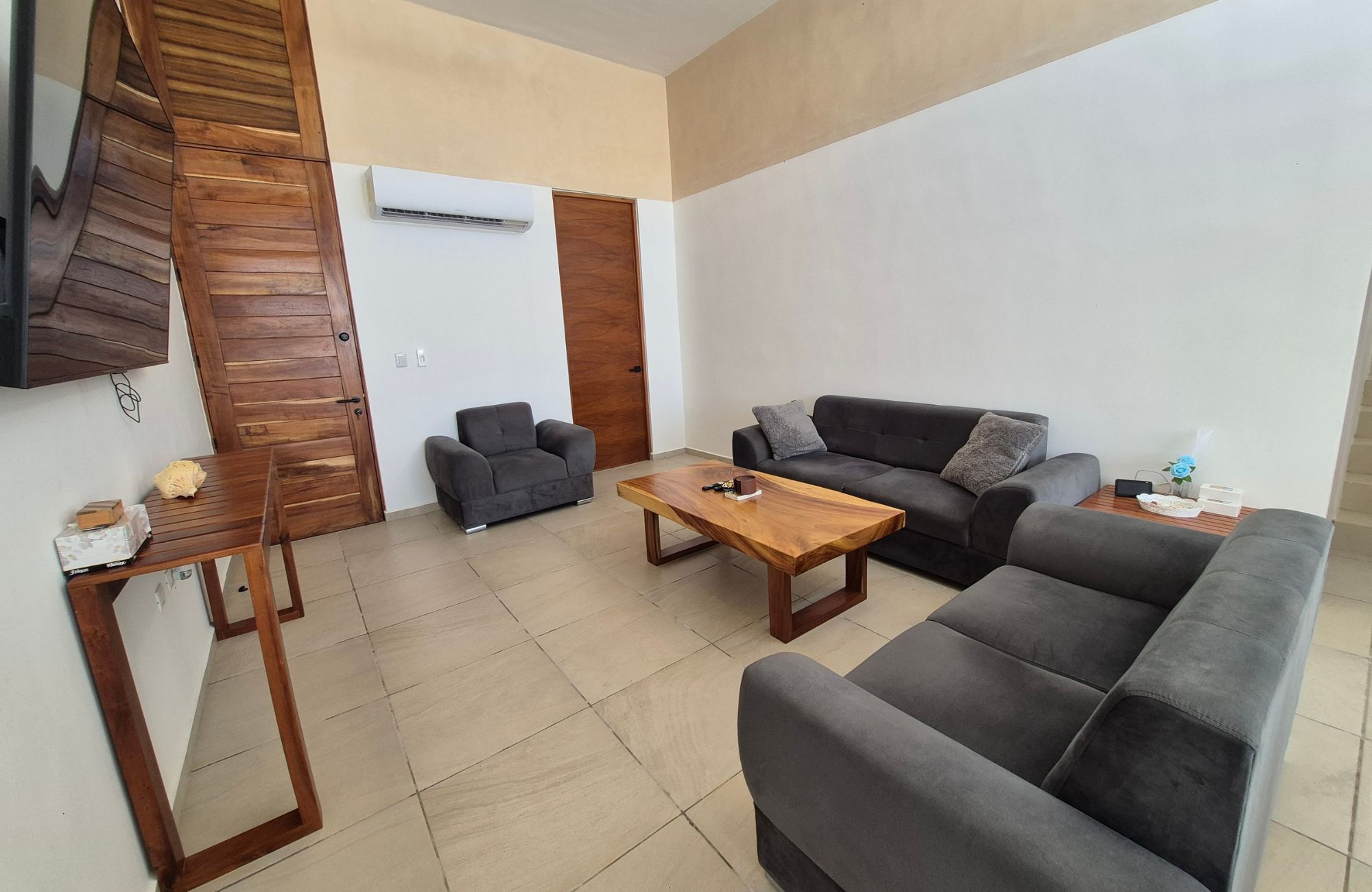 Villa with Direct Beach Access for Sale, Chicxulub, Yucat&aacute;n