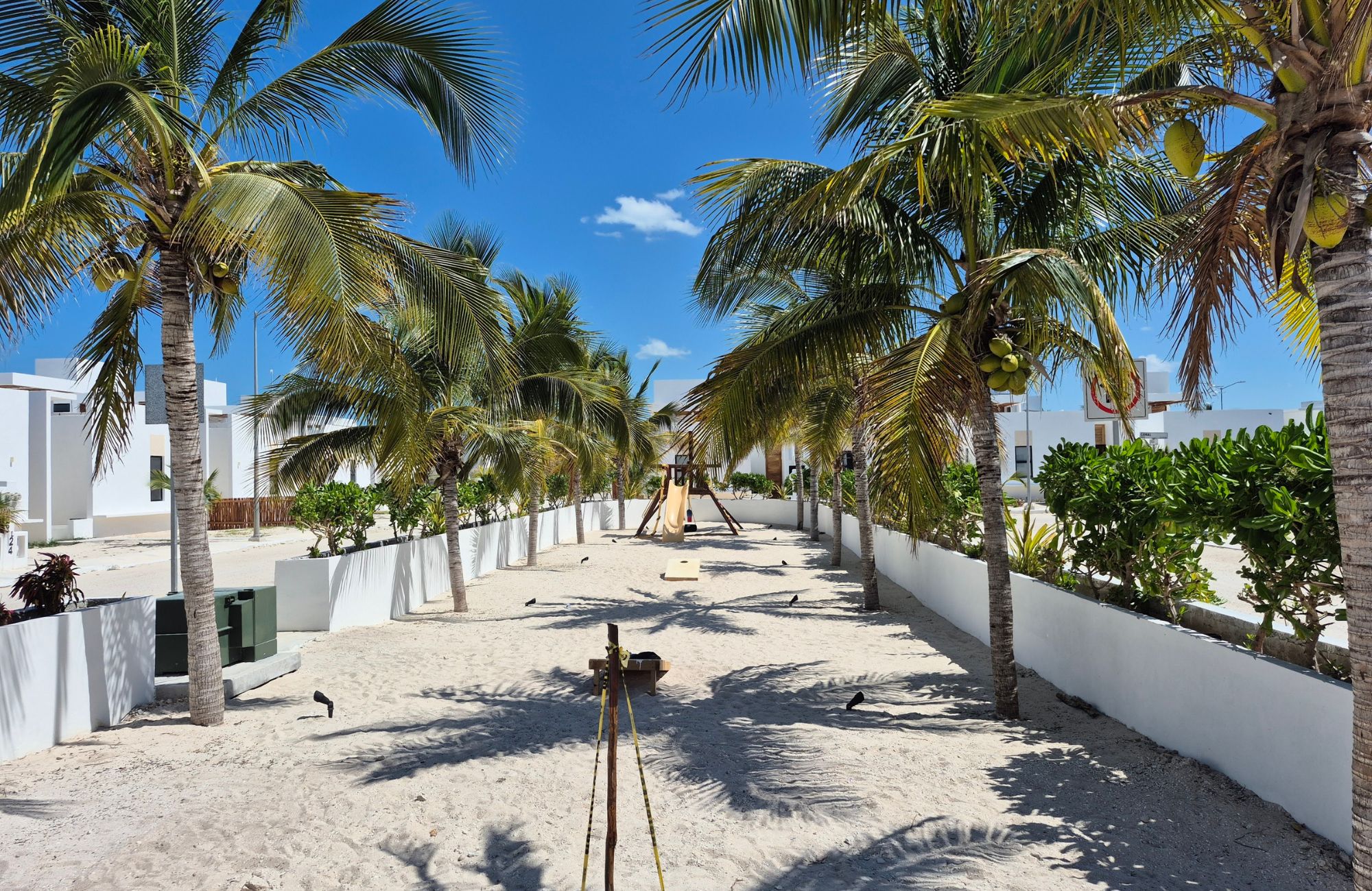 Villa with Direct Beach Access for Sale, Chicxulub, Yucat&aacute;n