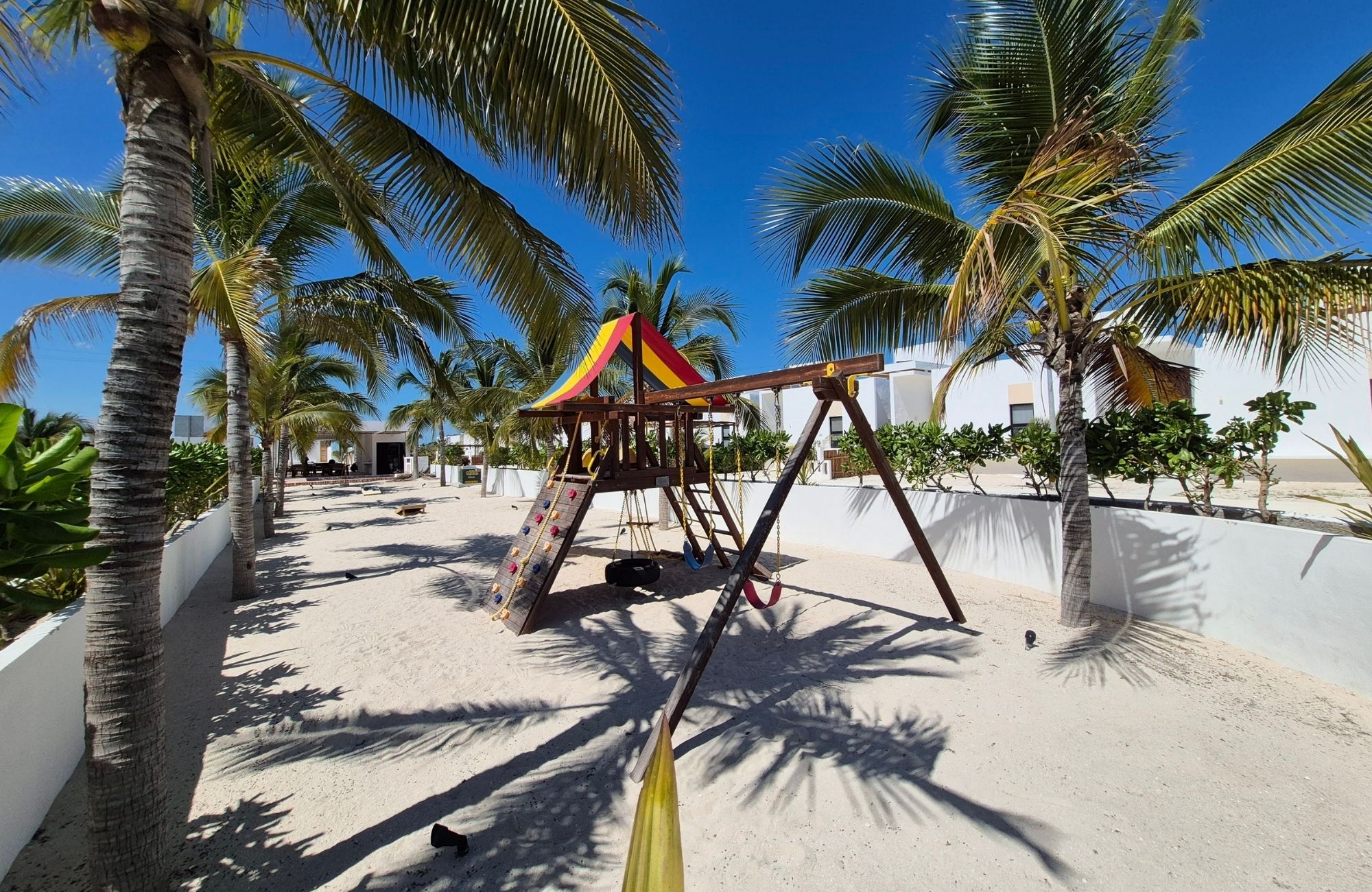 Villa with Direct Beach Access for Sale, Chicxulub, Yucat&aacute;n