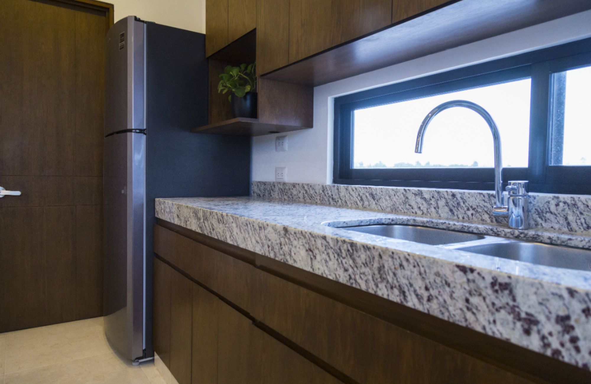 Two-story house with pool for sale, Xcanat&uacute;n, M&eacute;rida