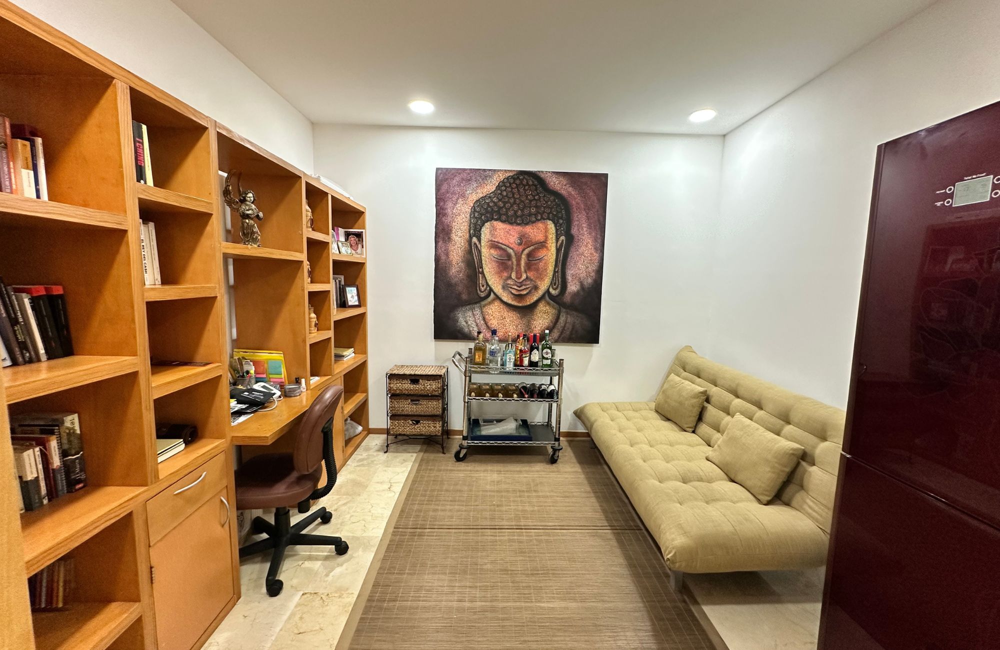 Departamento con vistas al mar y la marina, alberca de adultos, canchas deportivas, en venta Puerto Canc&uacute;n.