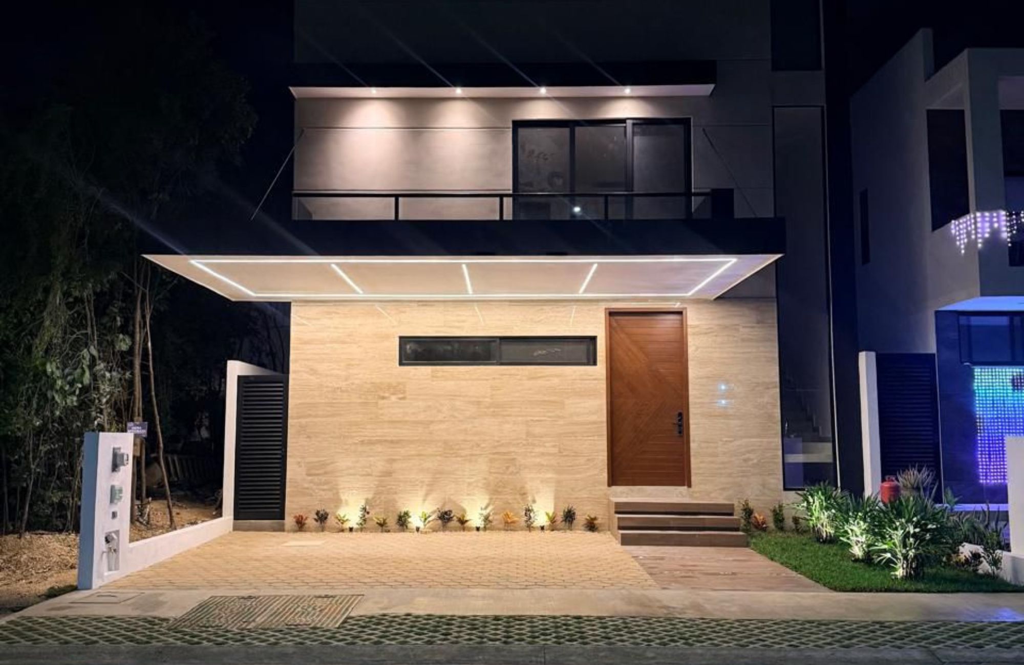 Casa con alberca privada, en venta, Residencial Rio, Huayac&aacute;n, Canc&uacute;n