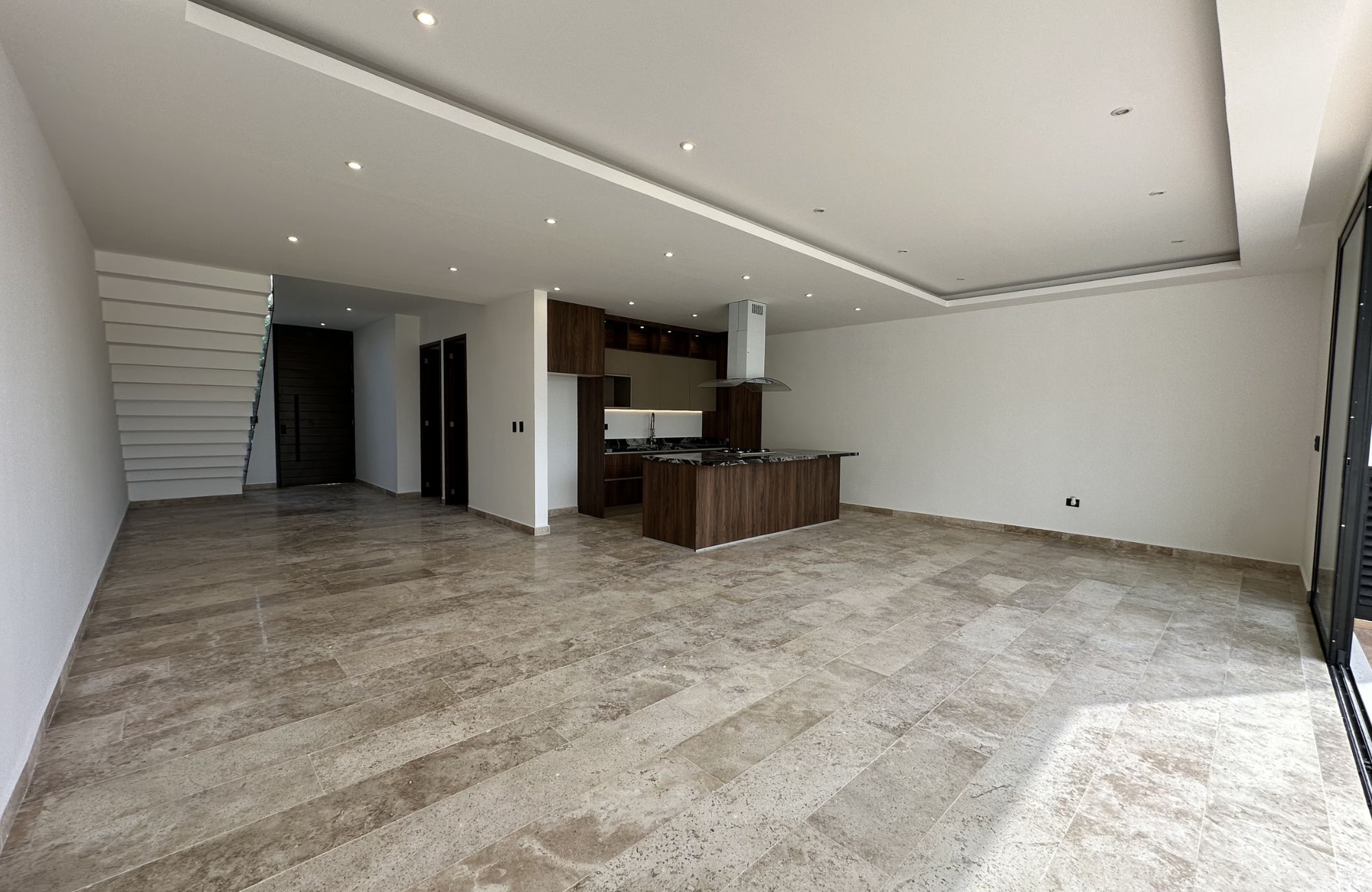 Two-level house with private pool, for sale, R&iacute;o Residencial, Canc&uacute;n