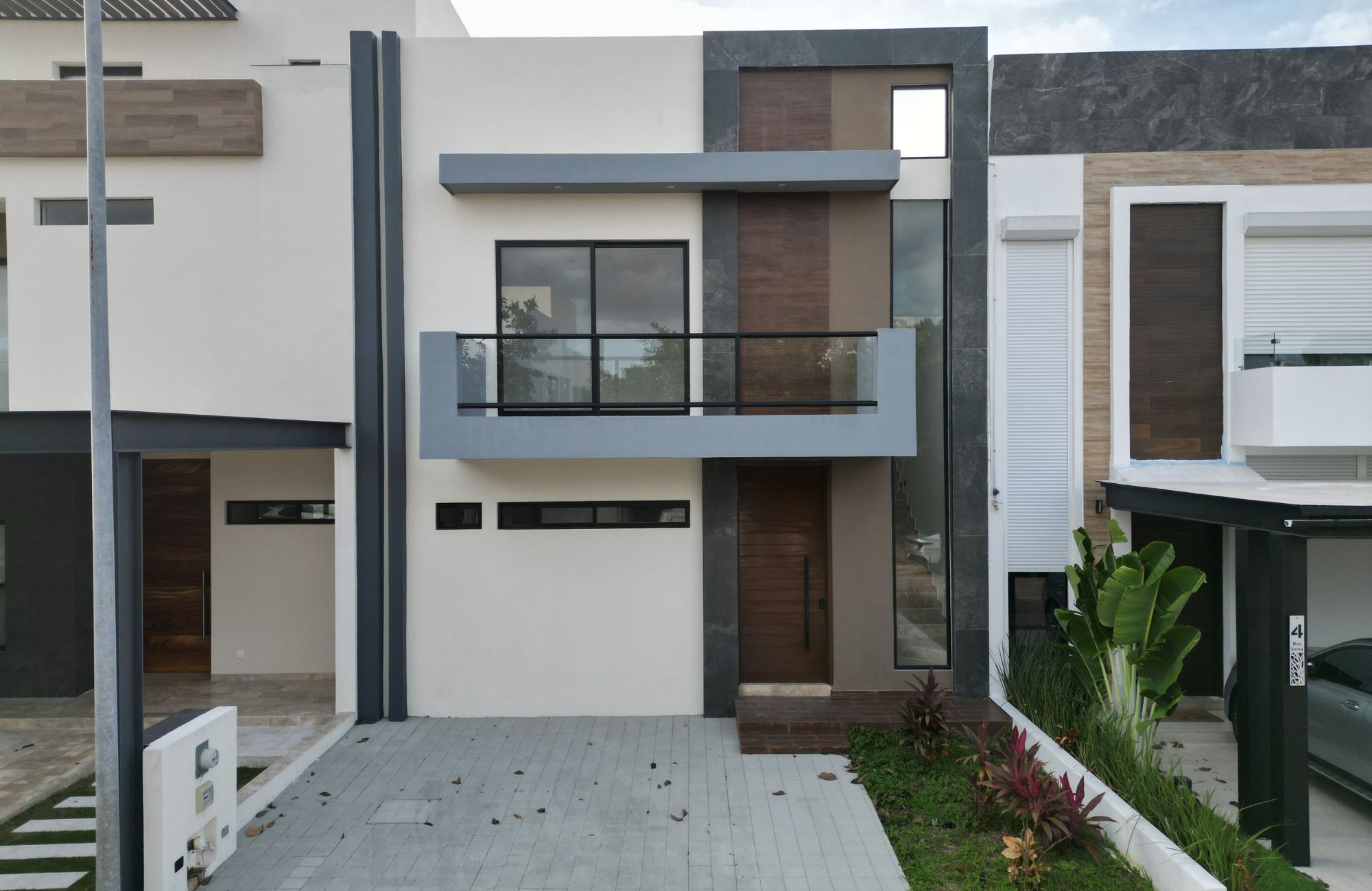 Two-level house with private pool, for sale, R&iacute;o Residencial, Canc&uacute;n