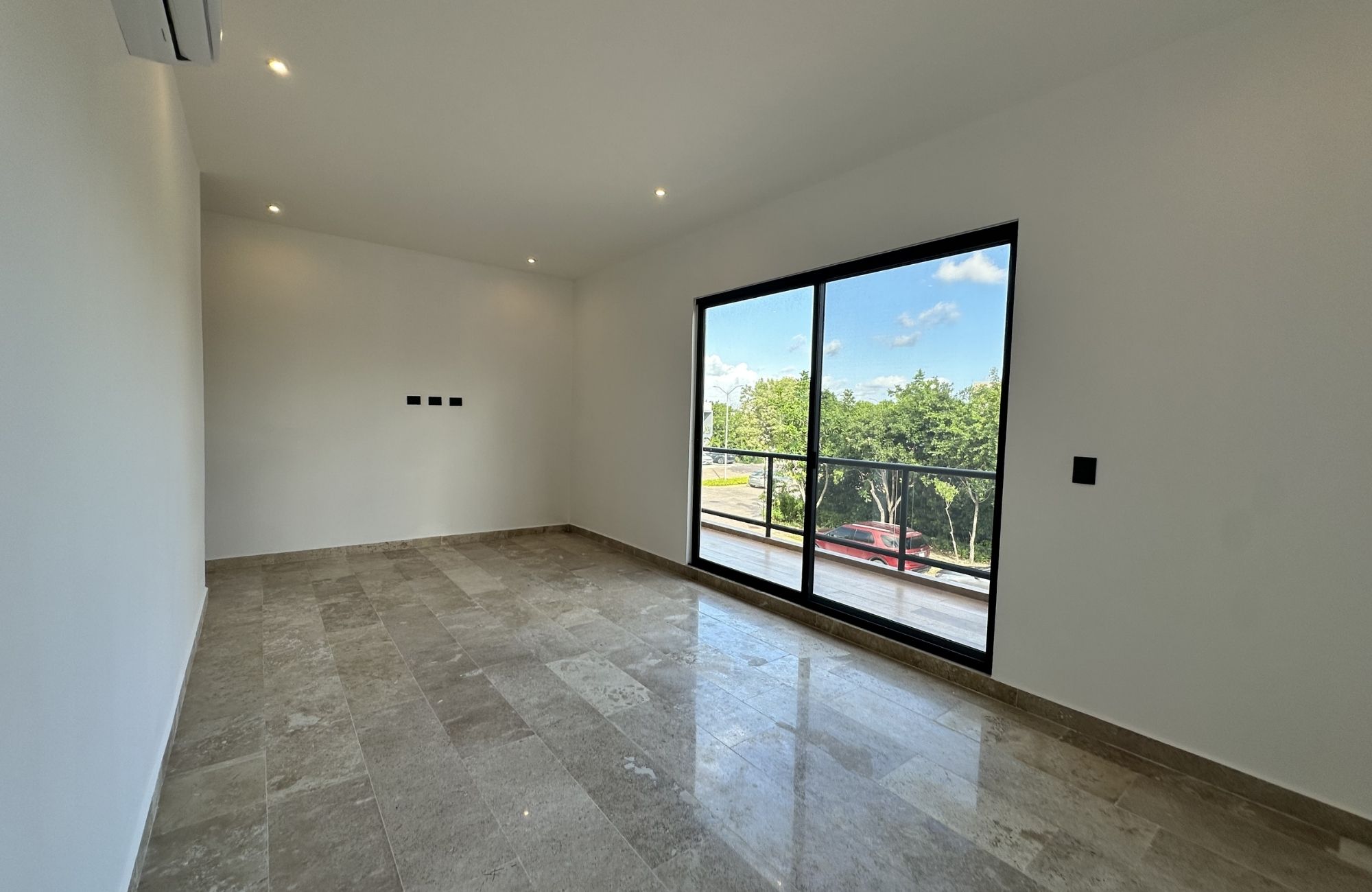 Two-level house with private pool, for sale, R&iacute;o Residencial, Canc&uacute;n