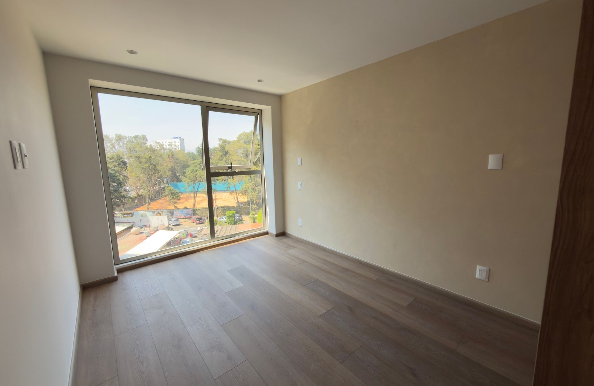 Apartment with high ceilings, pool, pet friendly, spa for sale, Bosque Real