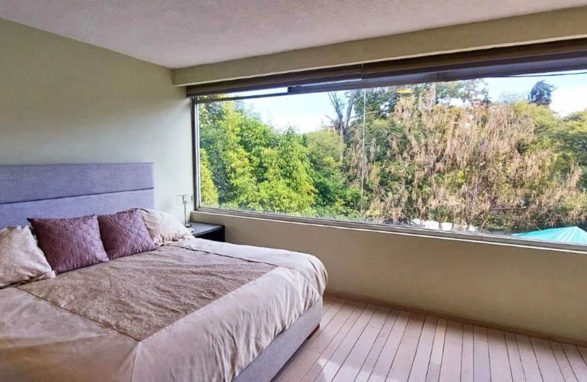 Luxury residence with pool and tennis court for sale, Lomas Altas, Mexico City