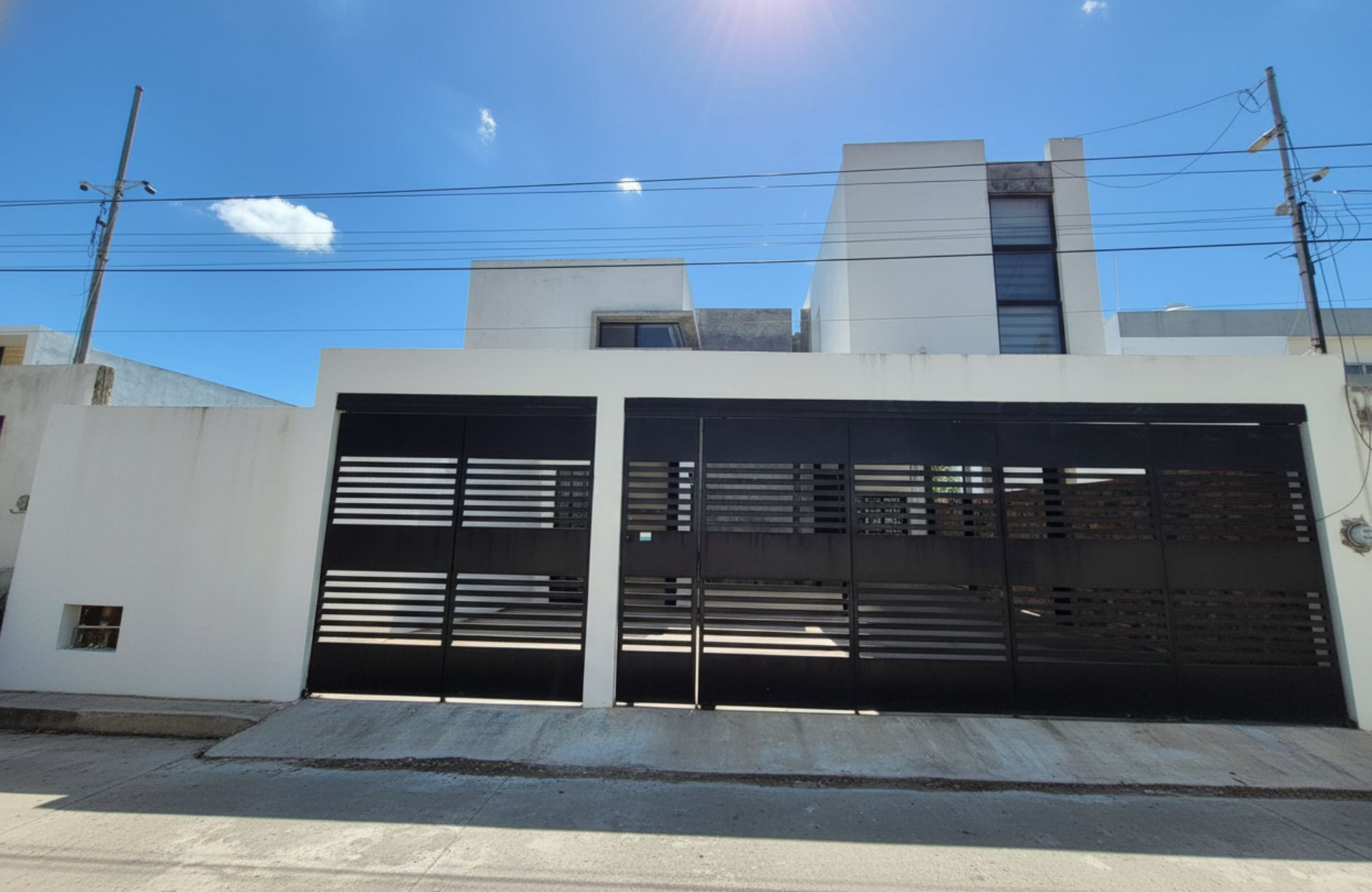 Two-Story House with Private Pool for Sale in Temoz&oacute;n Norte, M&eacute;rida