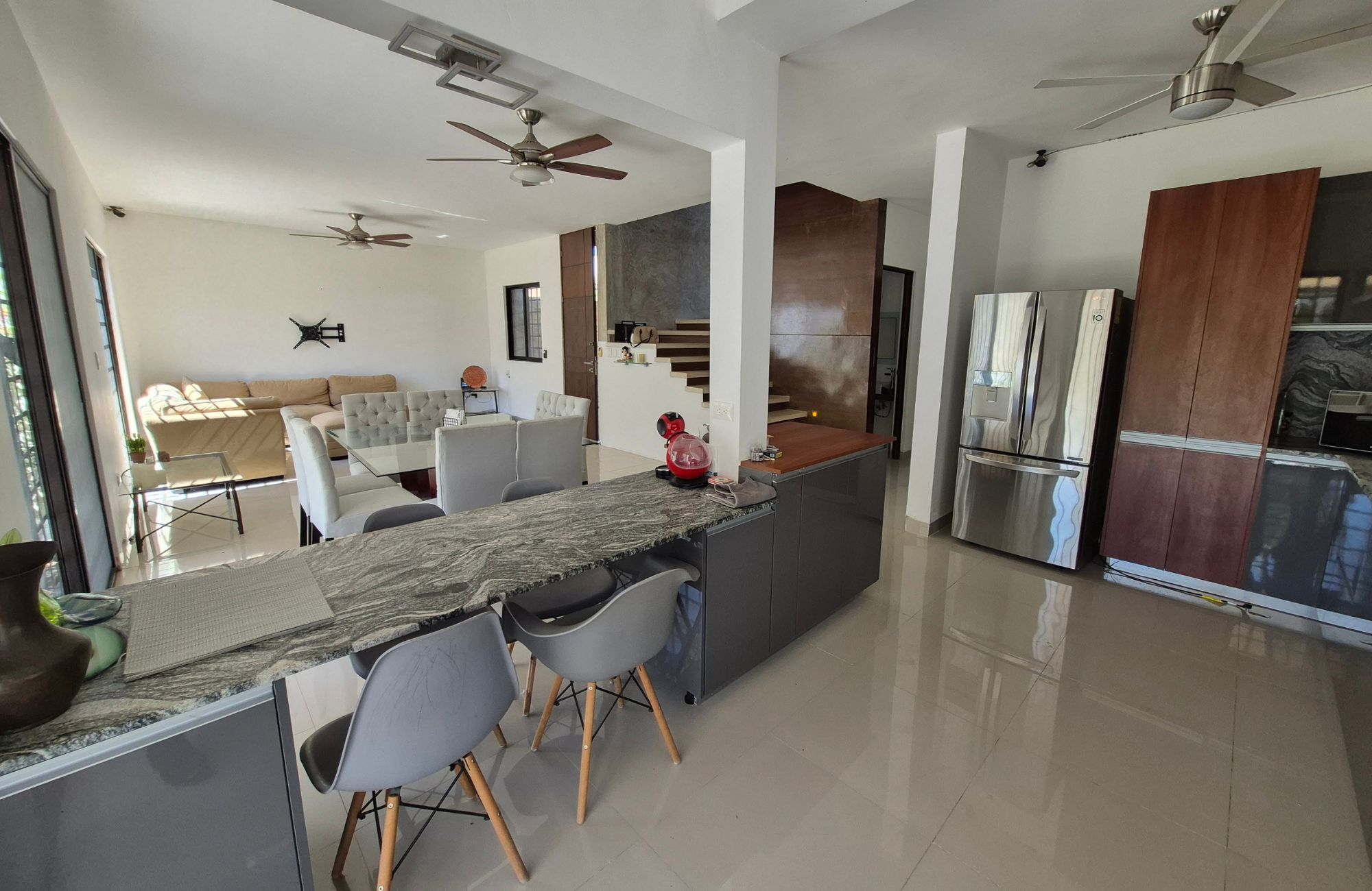 Two-Story House with Private Pool for Sale in Temoz&oacute;n Norte, M&eacute;rida