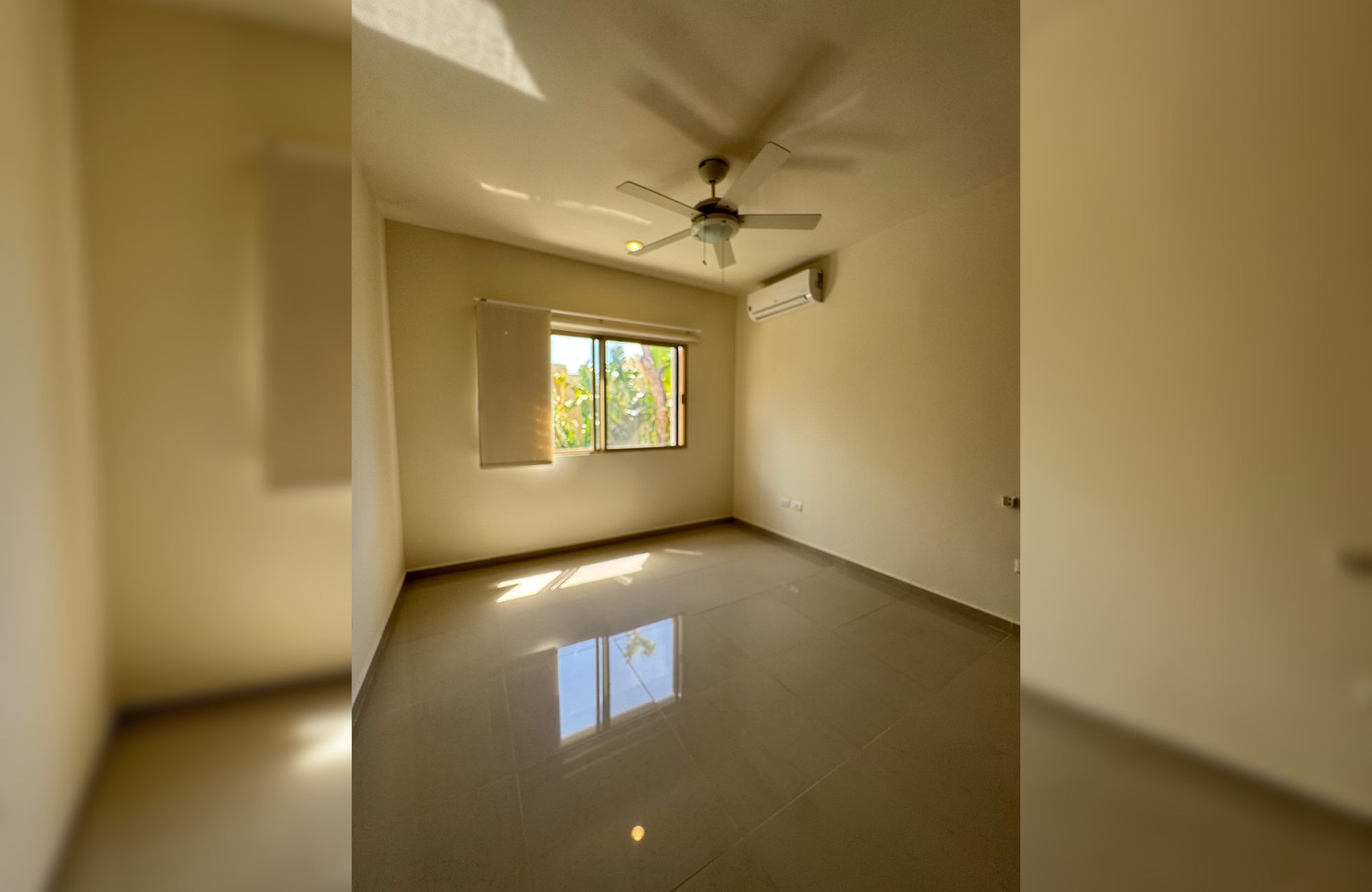 House in gated community with clubhouse, childrens playground, pool with swimming lane, paddle tennis court, 7,000 m2 of green areas, and m