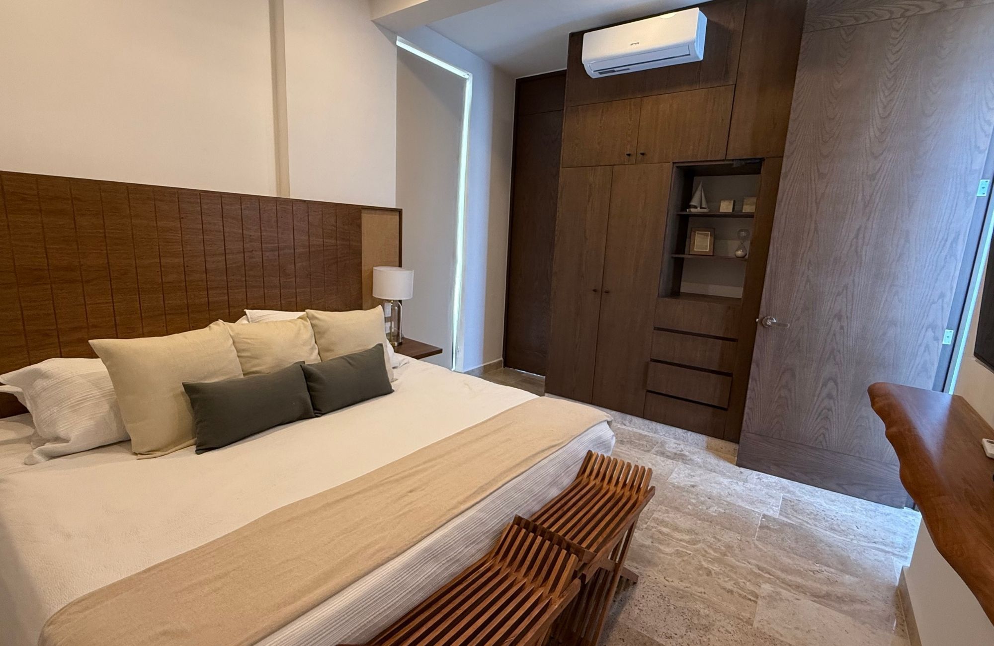 Apartment with ocean view pool and more amenities for sale San Crisanto Yucatan.