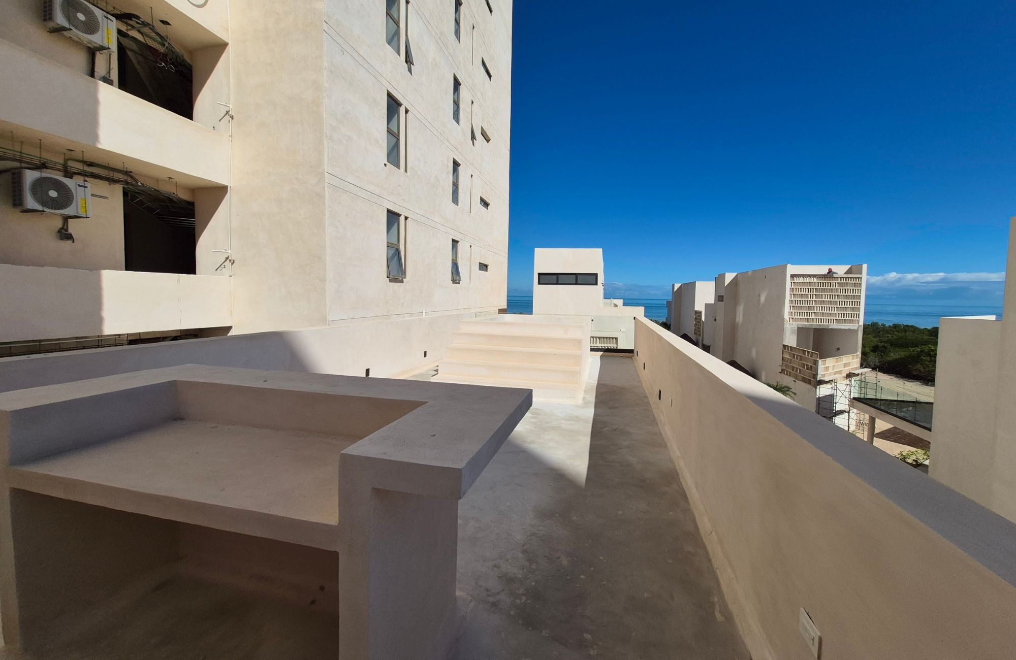 Penthouse with common pool, central park, lake, for sale, North Zone, M&eacute;rida