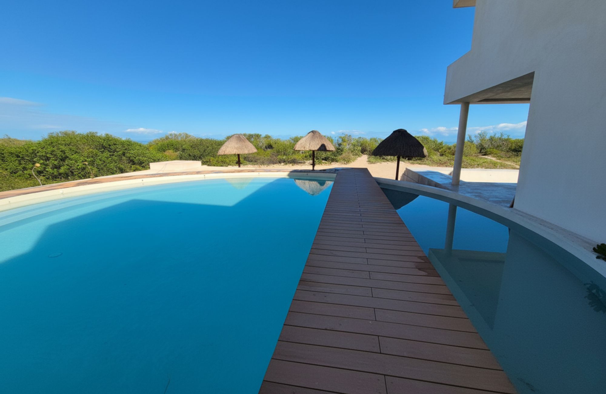 Oceanfront villa with private pool, for sale, Telchac, M&eacute;rida