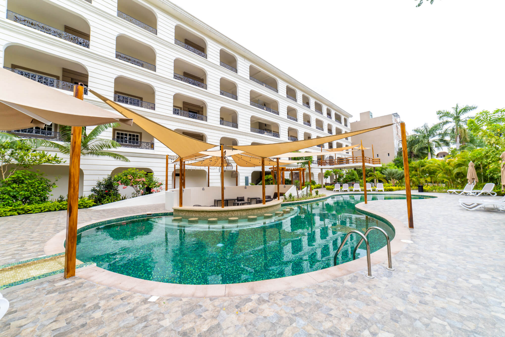 Apartment with terrace and pool in pre-construction, fifth avenue, sale, Huatulco