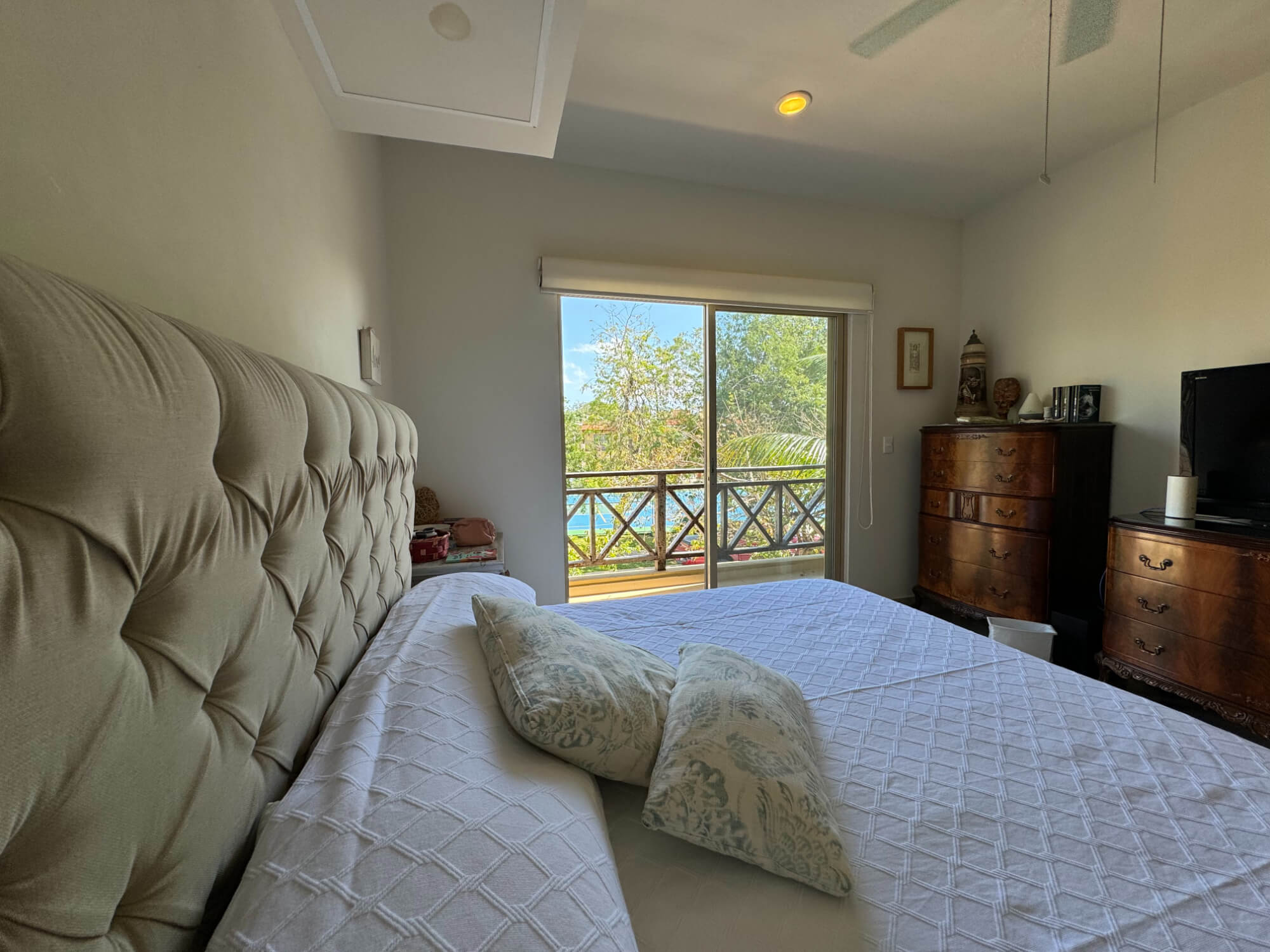 Corner house with Independent Studio, for Sale, Centro Maya, Playa del Carmen