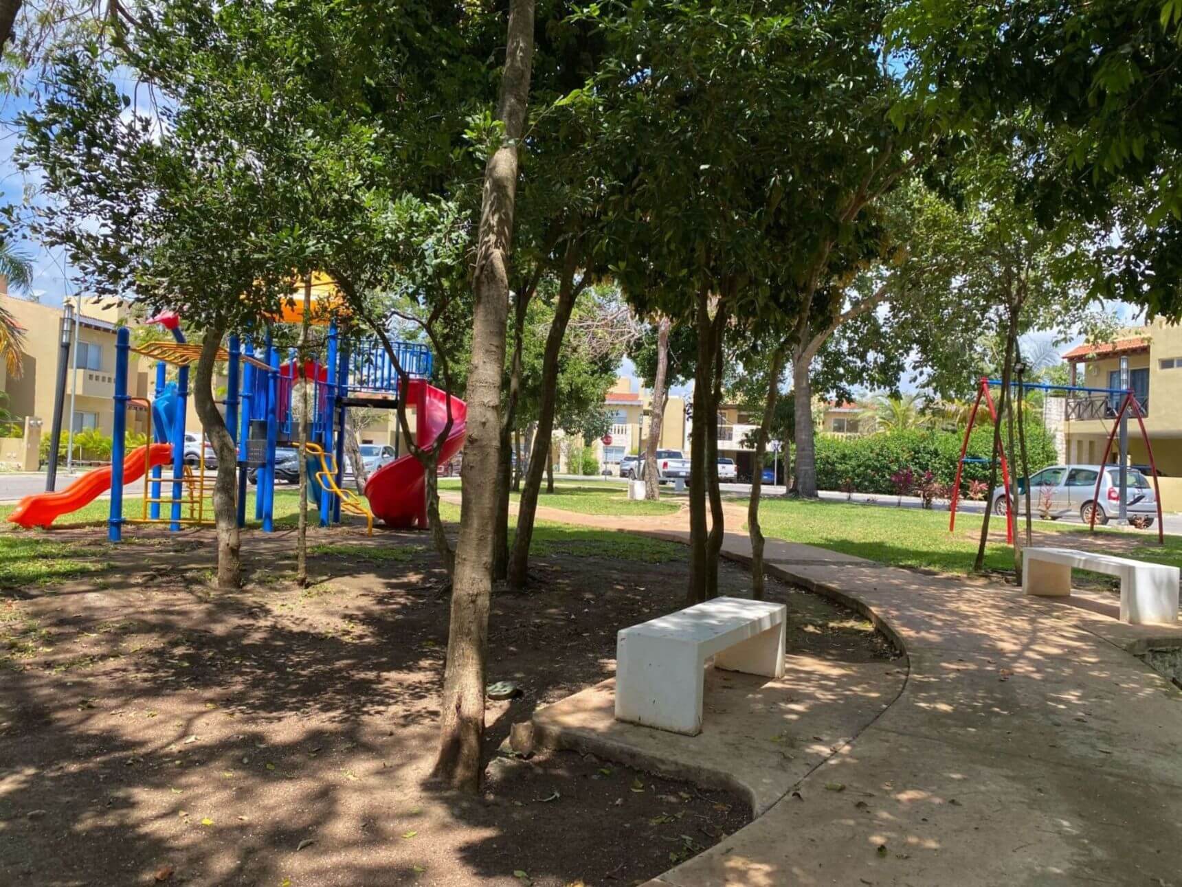 Corner house with Independent Studio, for Sale, Centro Maya, Playa del Carmen