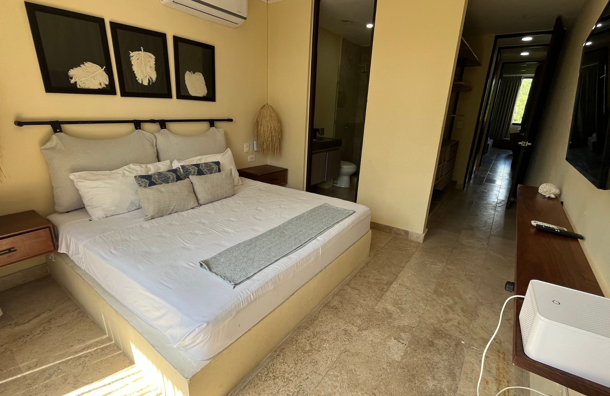 Penthouse steps from the ocean with beach club in Akumal Tulum