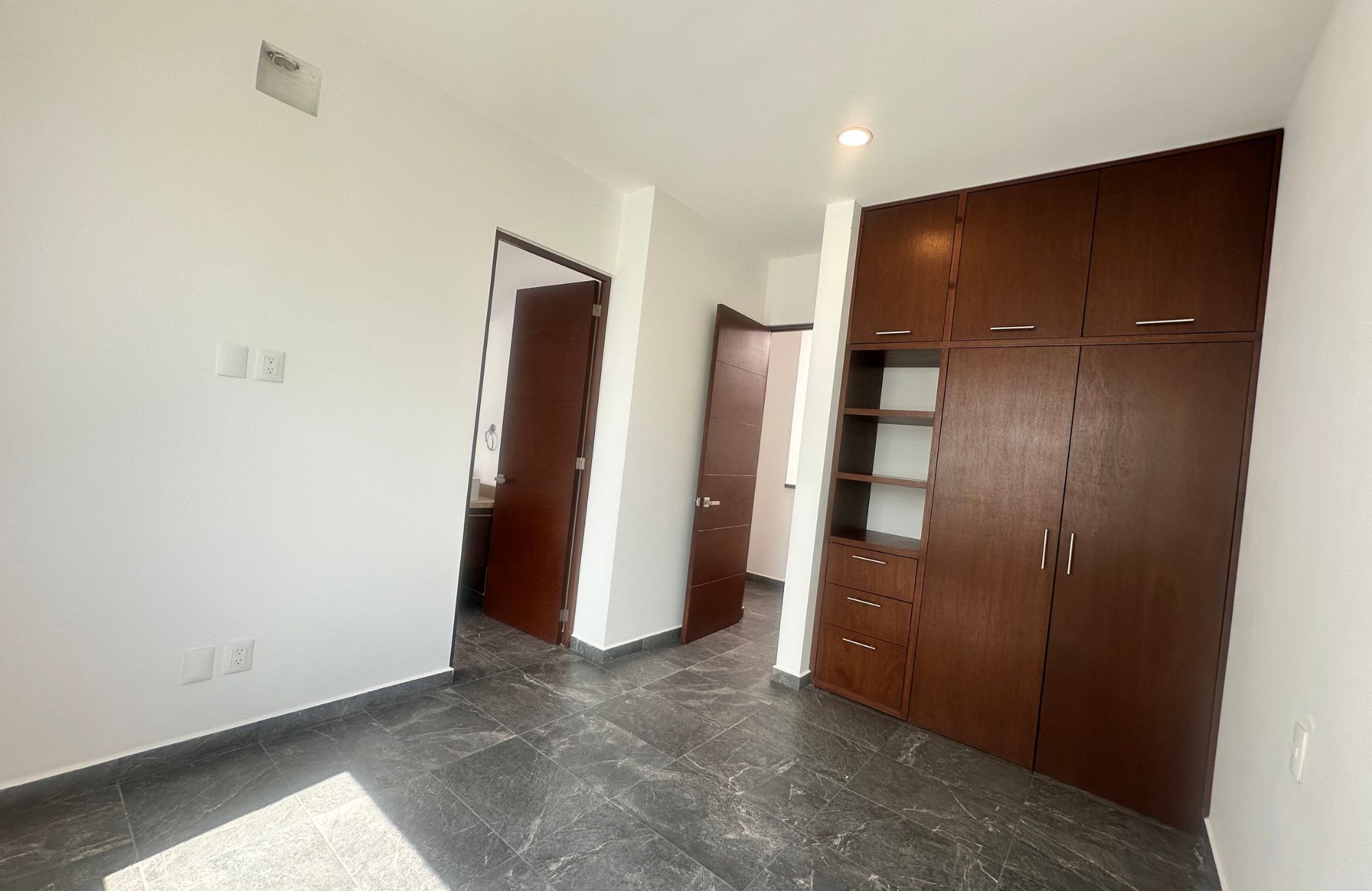 House with Private Pool, For Sale, Residencial Rio, Huayac&aacute;n, Canc&uacute;n