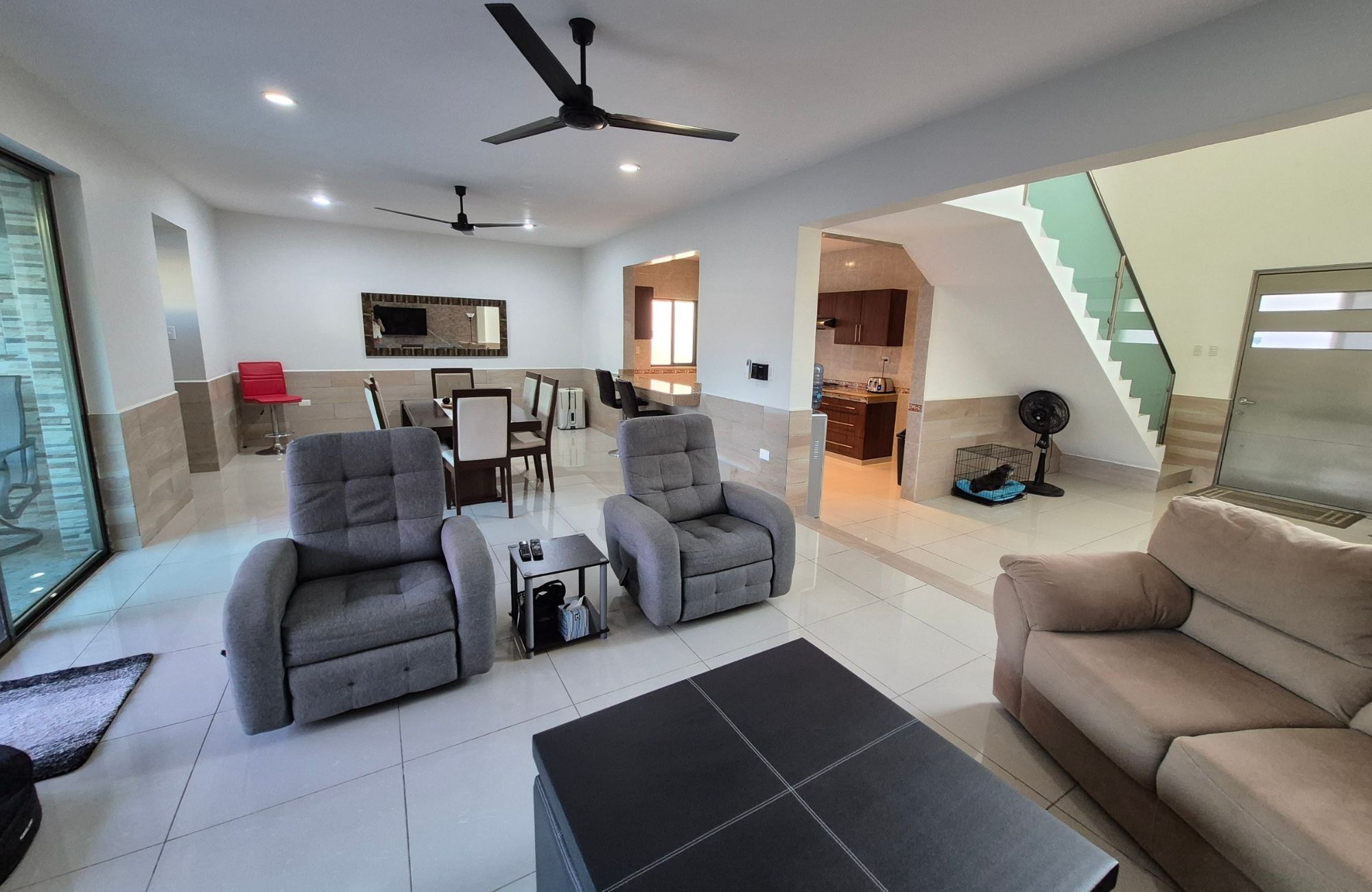 Spacious house with a private pool for sale in Conkal, M&eacute;rida.