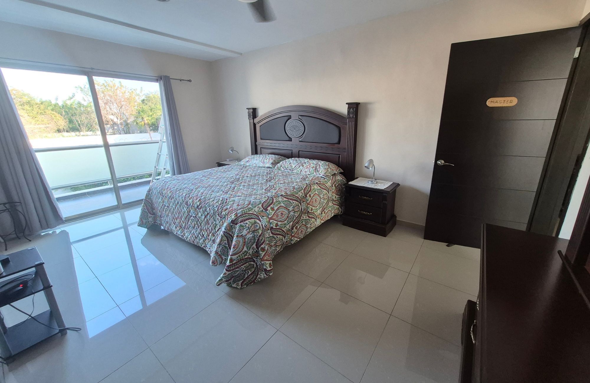 Spacious house with a private pool for sale in Conkal, M&eacute;rida.
