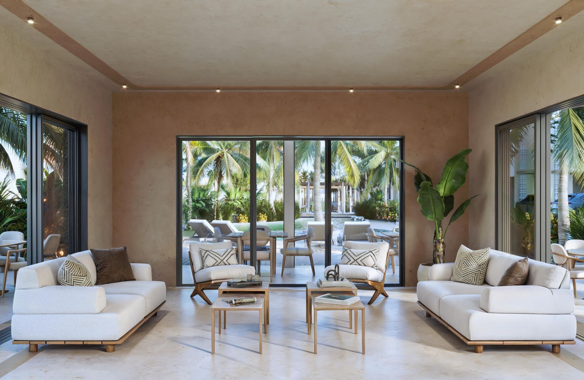 House with anti-hurricane blinds and solar panels, for sale, Allegranza, Playa del Carmen