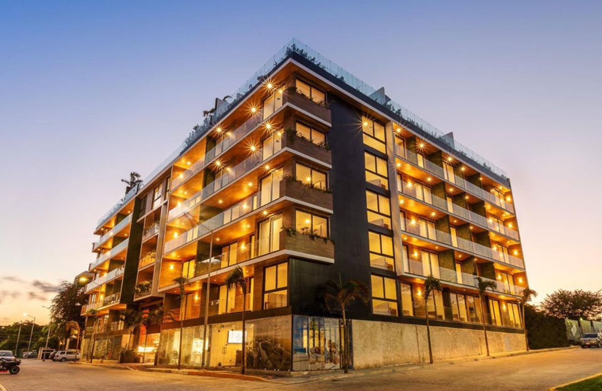 Incre&iacute;ble departamento con terraza privada y vista a la alberca &ndash; Ejido, Playa del Carmen