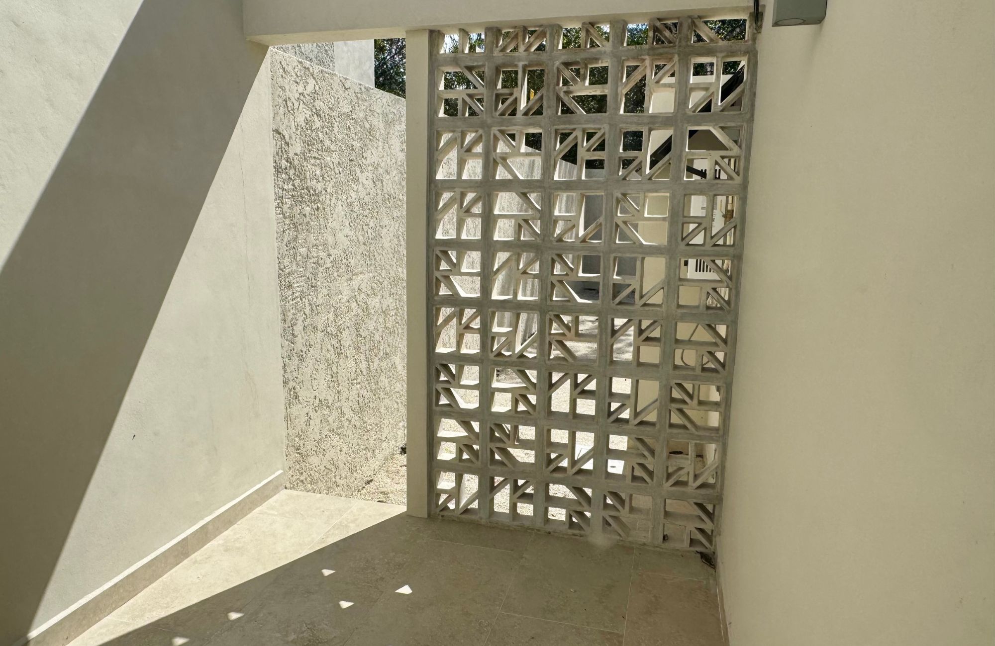 House with Expansion Potential, For Sale, Adolfo L&oacute;pez Mateos, Cozumel