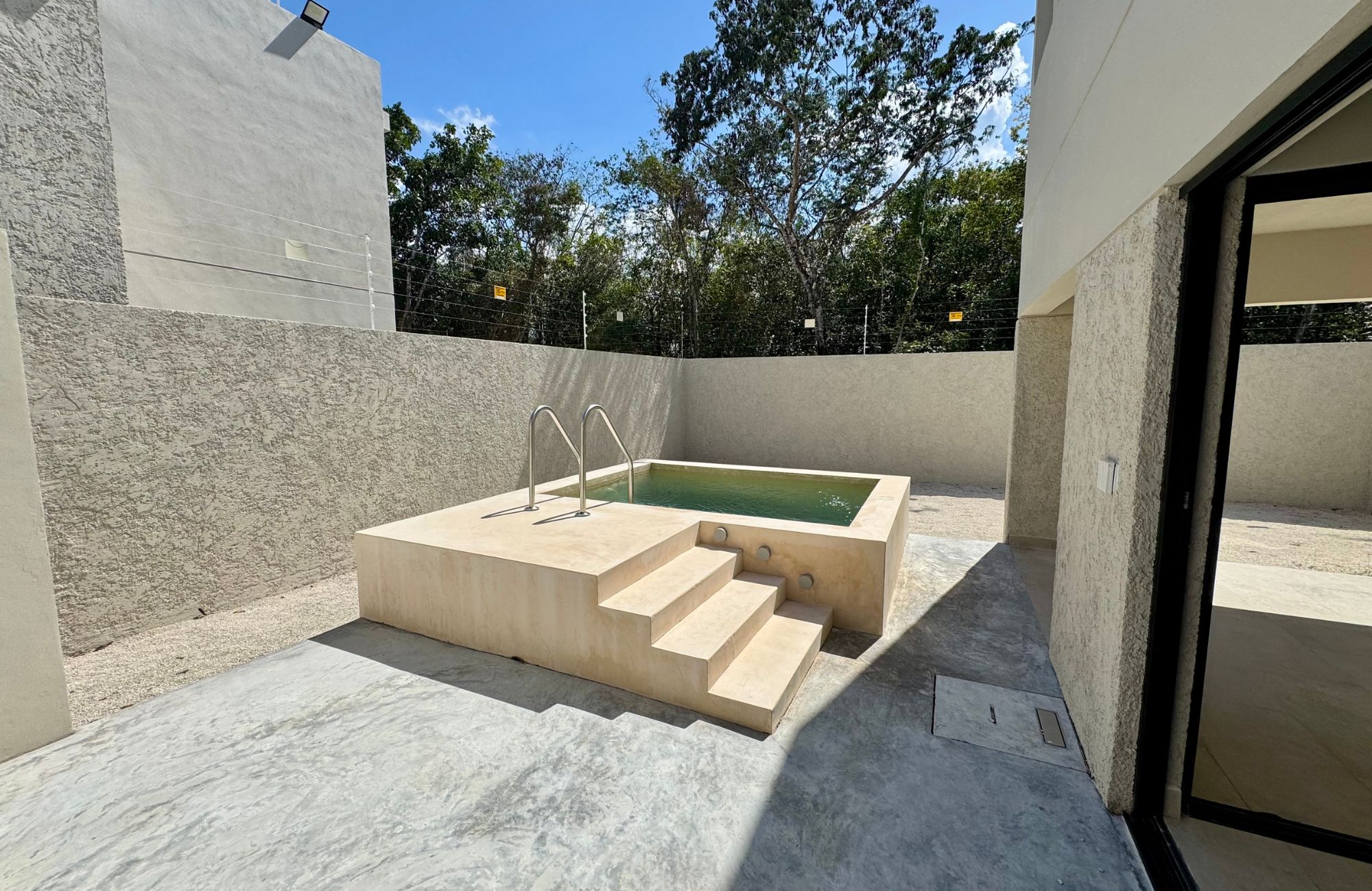 House with Expansion Potential, For Sale, Adolfo L&oacute;pez Mateos, Cozumel