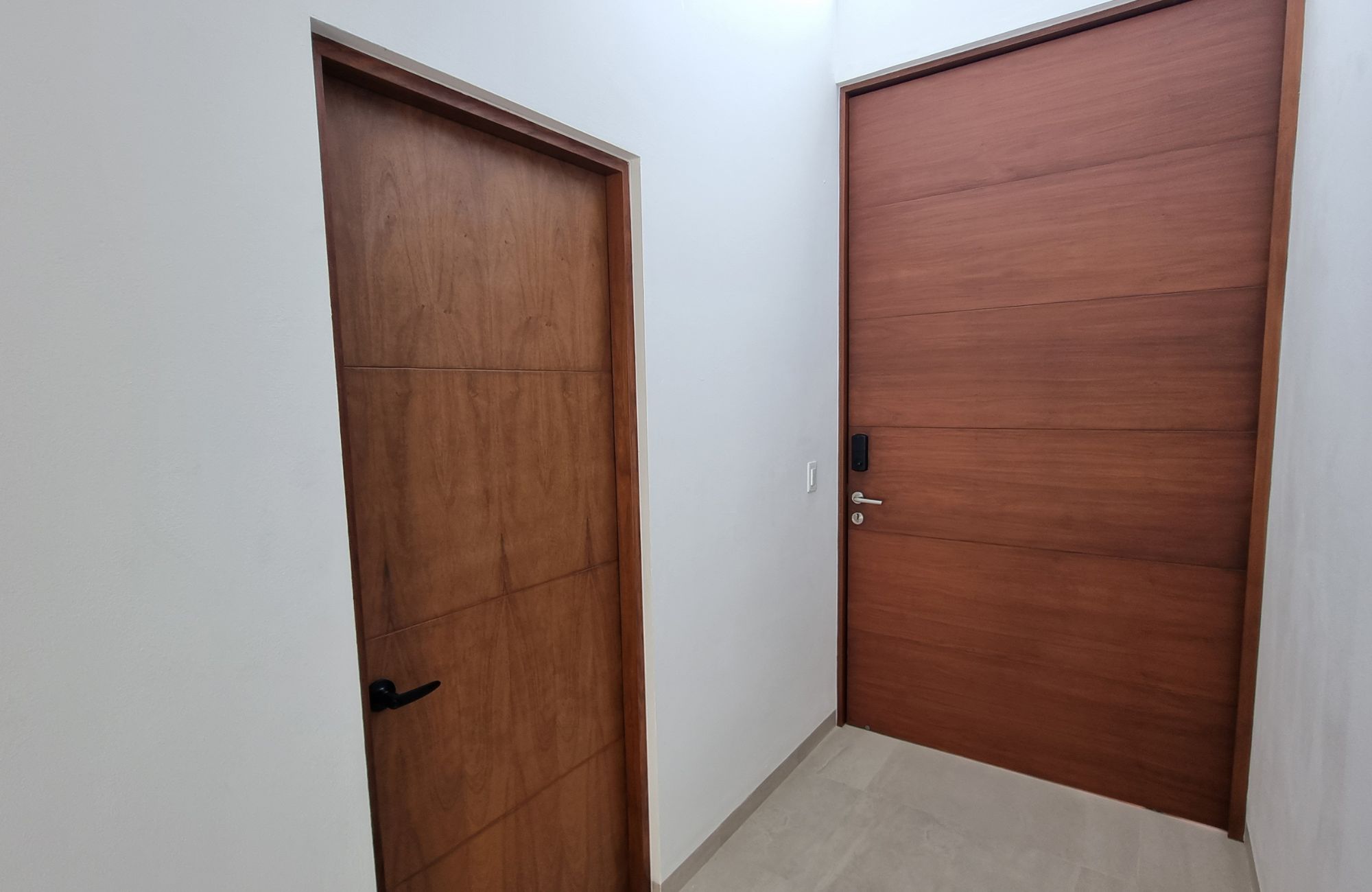 House with private pool, high ceilings for sale in Aqua gated community, Cancun.