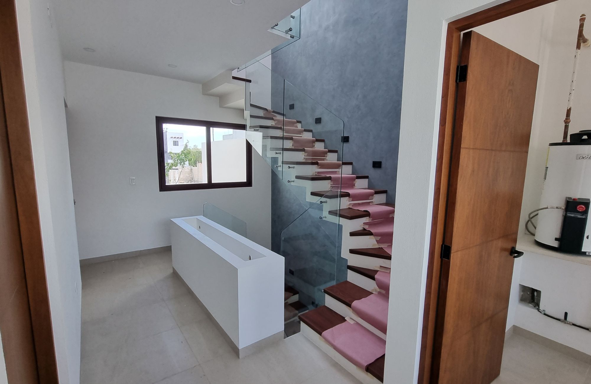 House with private pool, high ceilings for sale in Aqua gated community, Cancun.