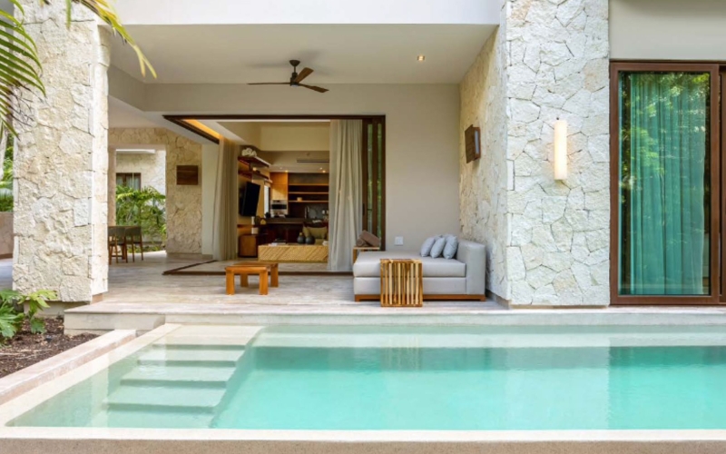 Luxury apartment in a gated community for sale, Mayakoba, Playa del Carmen