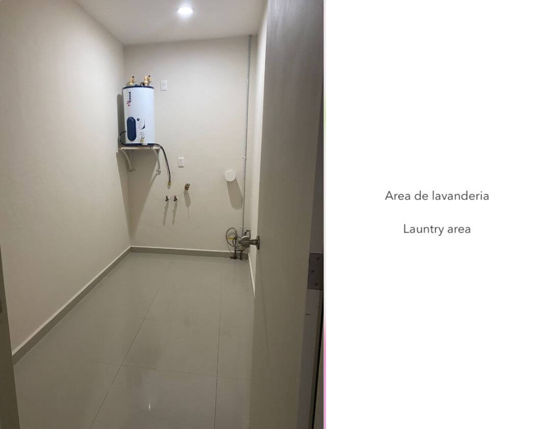 Oceanview condo with pool and jacuzzi, in South Hotel Zone, Cozumel, for sale.